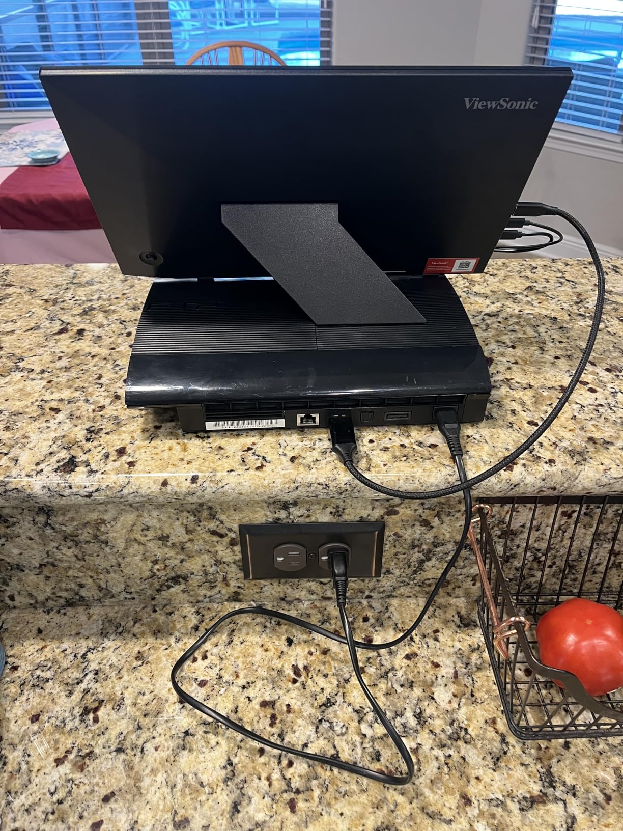 ViewSonic VA1653 16 Inch 1080p FHD IPS Portable Monitor with Eye Care, Built-in Stand, USB C, Mini HDMI, and Protective Case External Second Screen for Laptops, PC, Mac, and Gaming Consoles customer photo 2