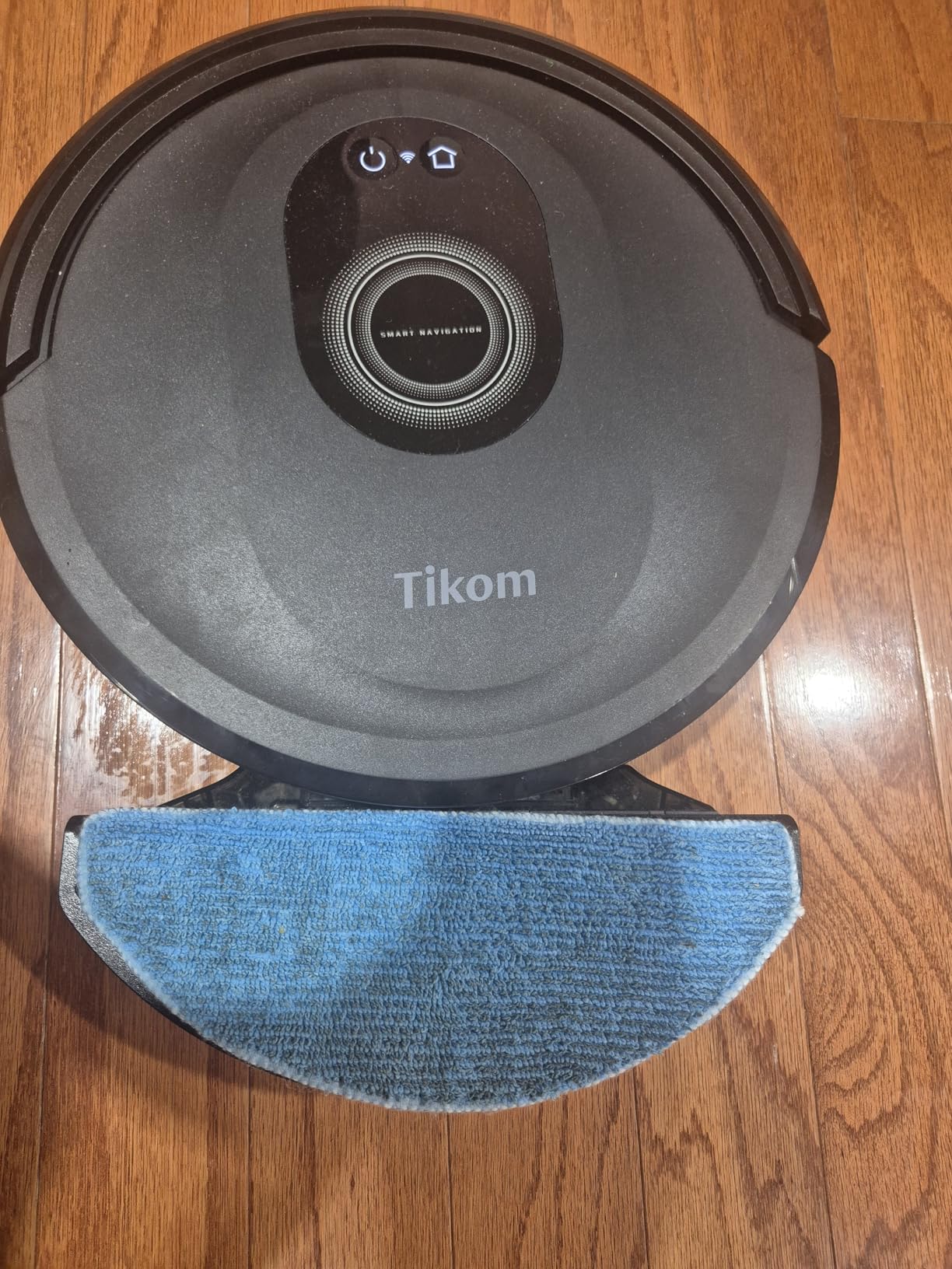 Tikom Robot Vacuum and Mop Combo, 5000Pa Robotic Vacuum Cleaner, 150 Min Max, App & Remote Control, Ideal for Hard Floor, Carpet, Pet Hair, Self-Charge(G8000 Max) customer photo 2