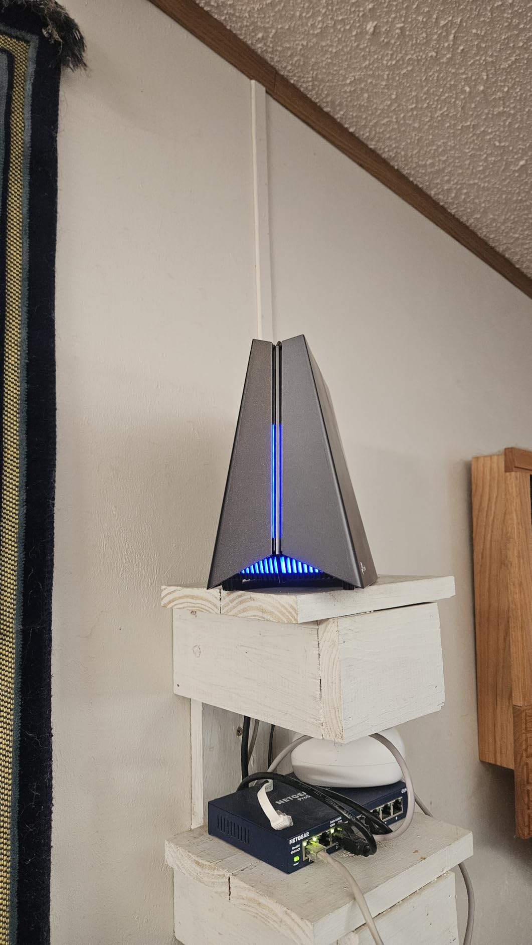 TP-Link Tri-Band BE11000 Wi-Fi 7 Gaming Router Archer GE650 | 6-Stream 11 Gbps supports 320MHz | 2x5G + 3x2.5G Ports USB 3.0 | Game Acceleration, Dedicated Gaming Port & Panel, RGB Lighting|HomeShield customer photo 1