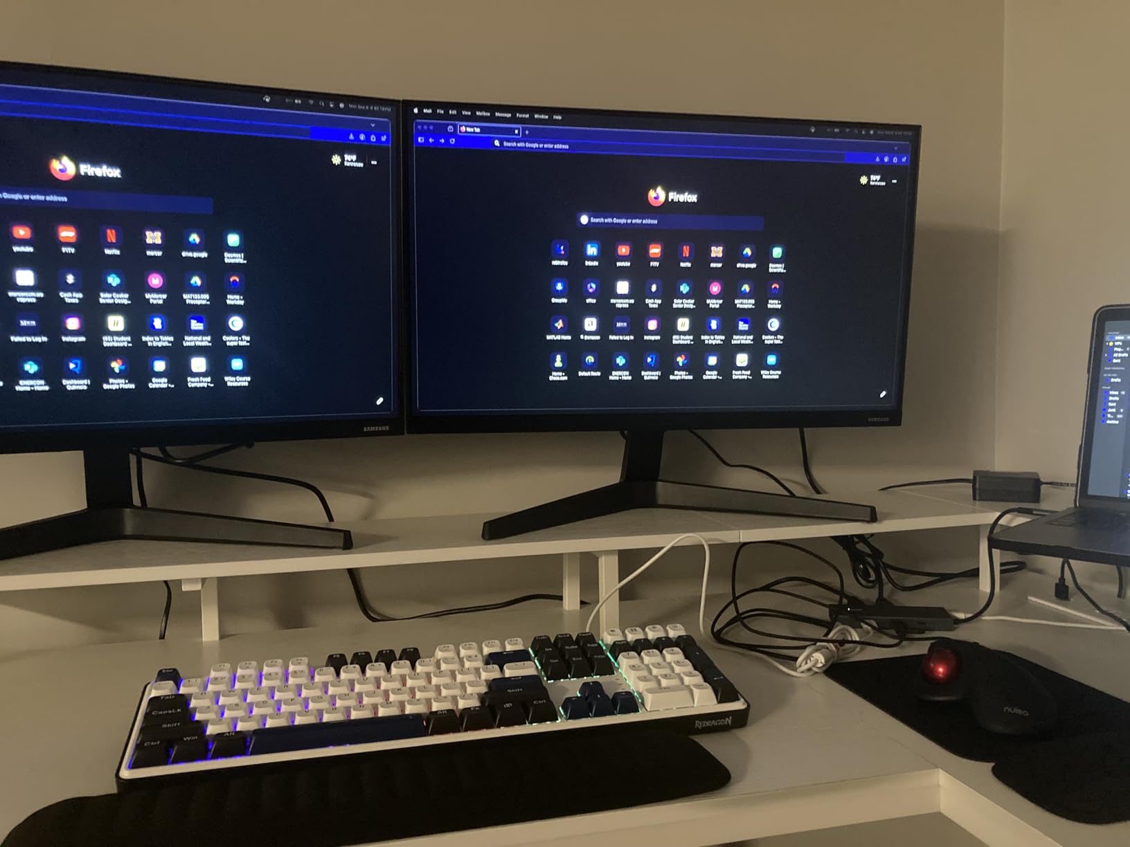 Acer USB C Docking Station Dual Monitor with 2 HDMI, 9-in-1 Laptop Docking Station with 4K@60Hz HDMI, USB A&C 3.0, SD/Micro SD, 100W PD, USB C Dock Compatible with Acer/Dell XPS/HP/Mac/Surface (15cm) customer photo 1