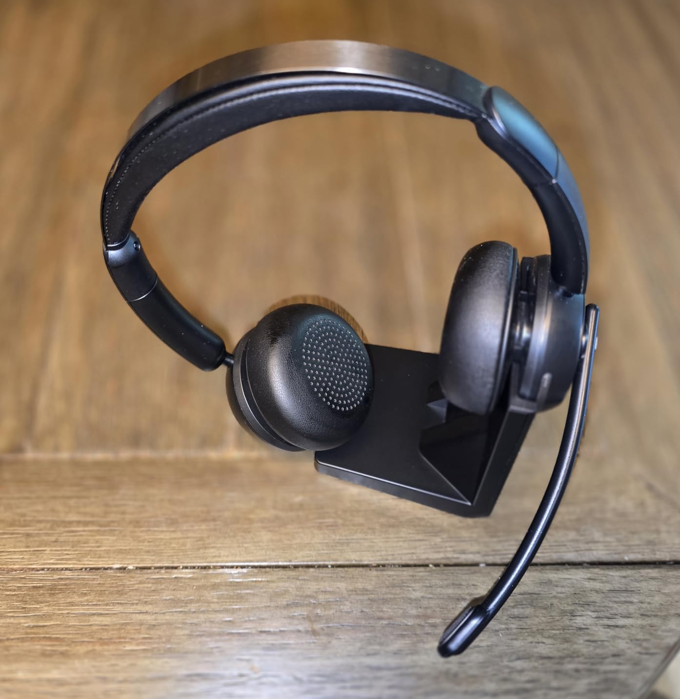 Upgrade ANC & ENC Headset with Microphone for PC, Wireless Headset with Mic for Work (Flip-to-Mute & USB Dongle), Bluetooth 5.4 Noise Cancelling Headphones with Mic for Call Center/Home/Computer/Phones customer photo 1