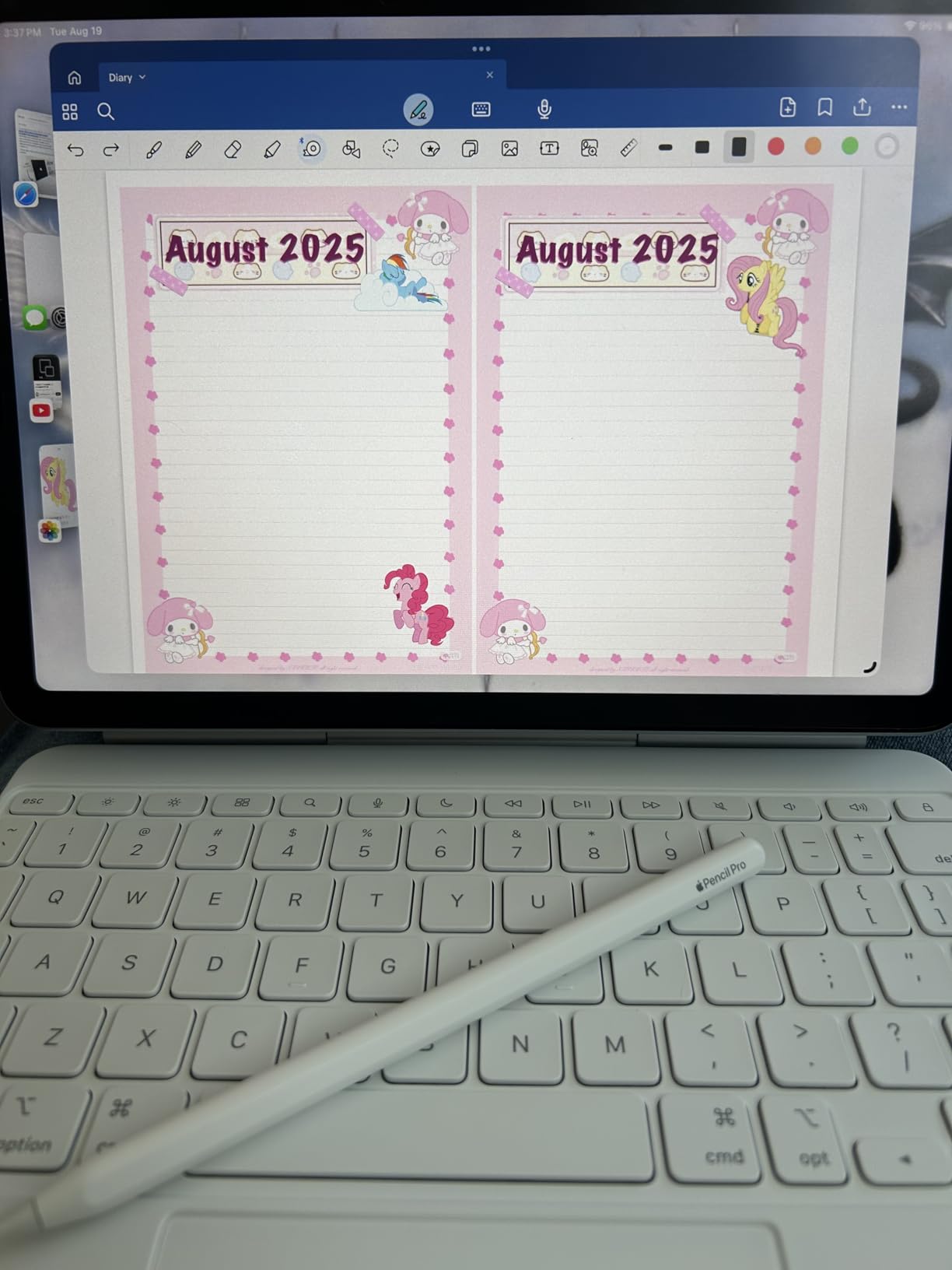 Apple Magic Keyboard: Keyboard and Case for iPad Air 11-inch (M2, M3, and M4) and iPad Air (4th and 5th Generation), US English - White customer photo 2