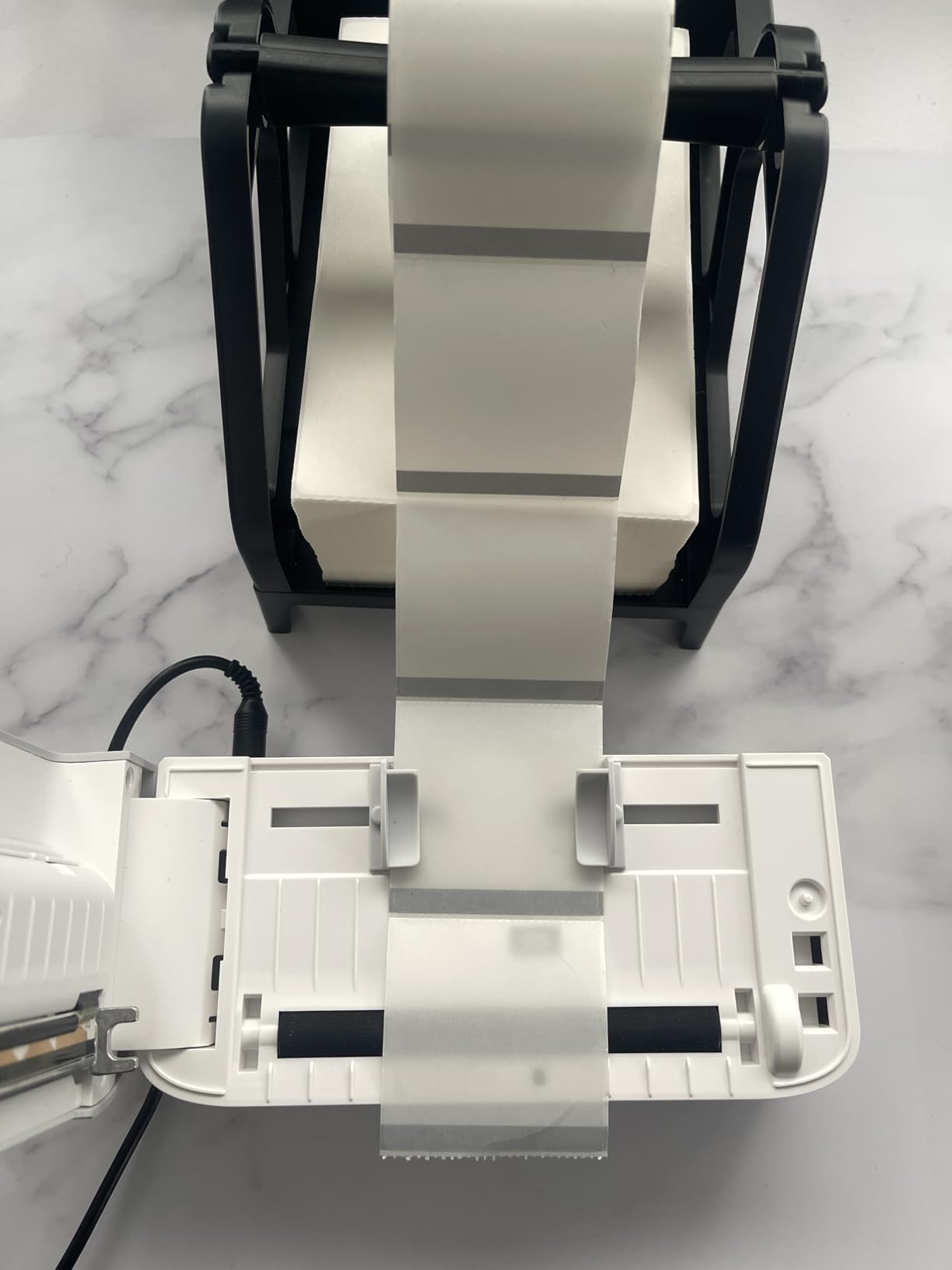 MUNBYN Bluetooth Thermal Label Printer RW403B, Wireless 4x6 Shipping Label Printer for Small Business, Compatible with Android, iPhone, Windows, Mac, Chromebook, Print Width 1.57