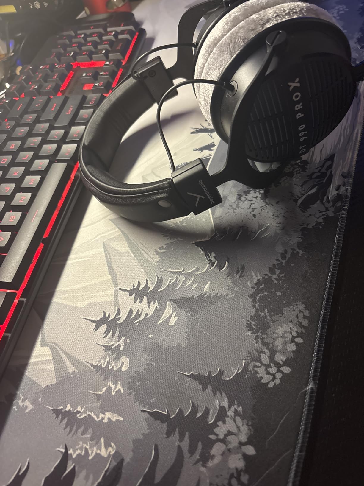 beyerdynamic DT 990 Pro X 48 ohm Wired Over-Ear, Open Back Professional Recording Studio Monitor Headphones for Mixing, Editing, Critical Listening, DJ Stereo Headsets, Made in Germany, Black w/Gray customer photo 1