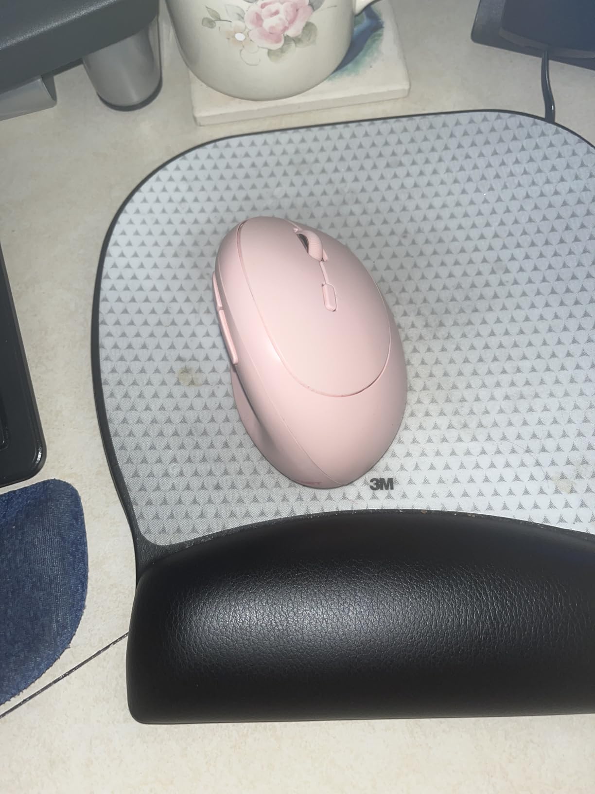 TECKNET Ergonomic Mouse, 4800 DPI 5 Adjustable DPI Levels, Wireless Vertical Mouse, 6 Buttons, 2.4G Silent Mouse for Laptop, PC, Chromebook, Mac - Black customer photo 2