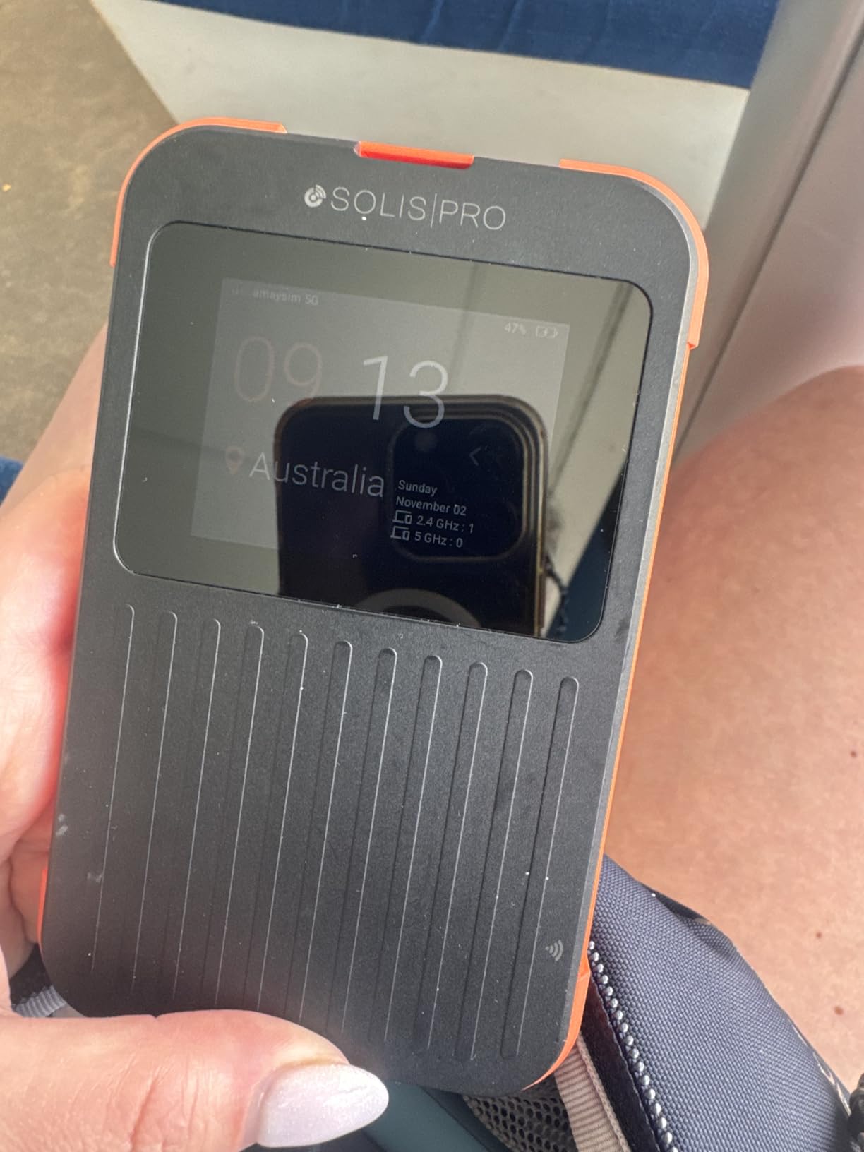 Solis Pro - Mobile 5G Hotspot and Power Bank, Bundle Includes Lifetime Data (12GB Per Year) and 10GB Global Data, Multi-Carrier, Wi-Fi 6E in140+ Countries, No Contract, Portable Internet by SIMO customer photo 2
