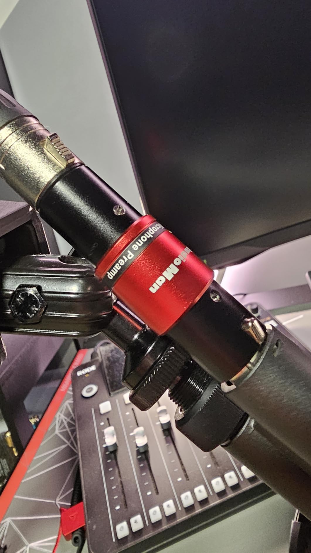 StudioMan DPM1 XLR Dynamic Microphones Preamp, 29dB Gain & Low-Noise Signal Boost, Plug-and-Play Metal Adapter,48V Phantom Power Required customer photo 1