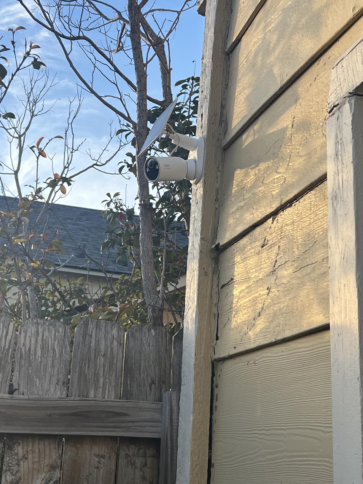 Tapo MagCam 4K Outdoor Wireless Security Camera - Battery Power with Solar Charging, Magnetic Mount, Person/Vehicle Detection, Subscription-Free Local or Optional Cloud, Works with Alexa, C460 KIT customer photo 1