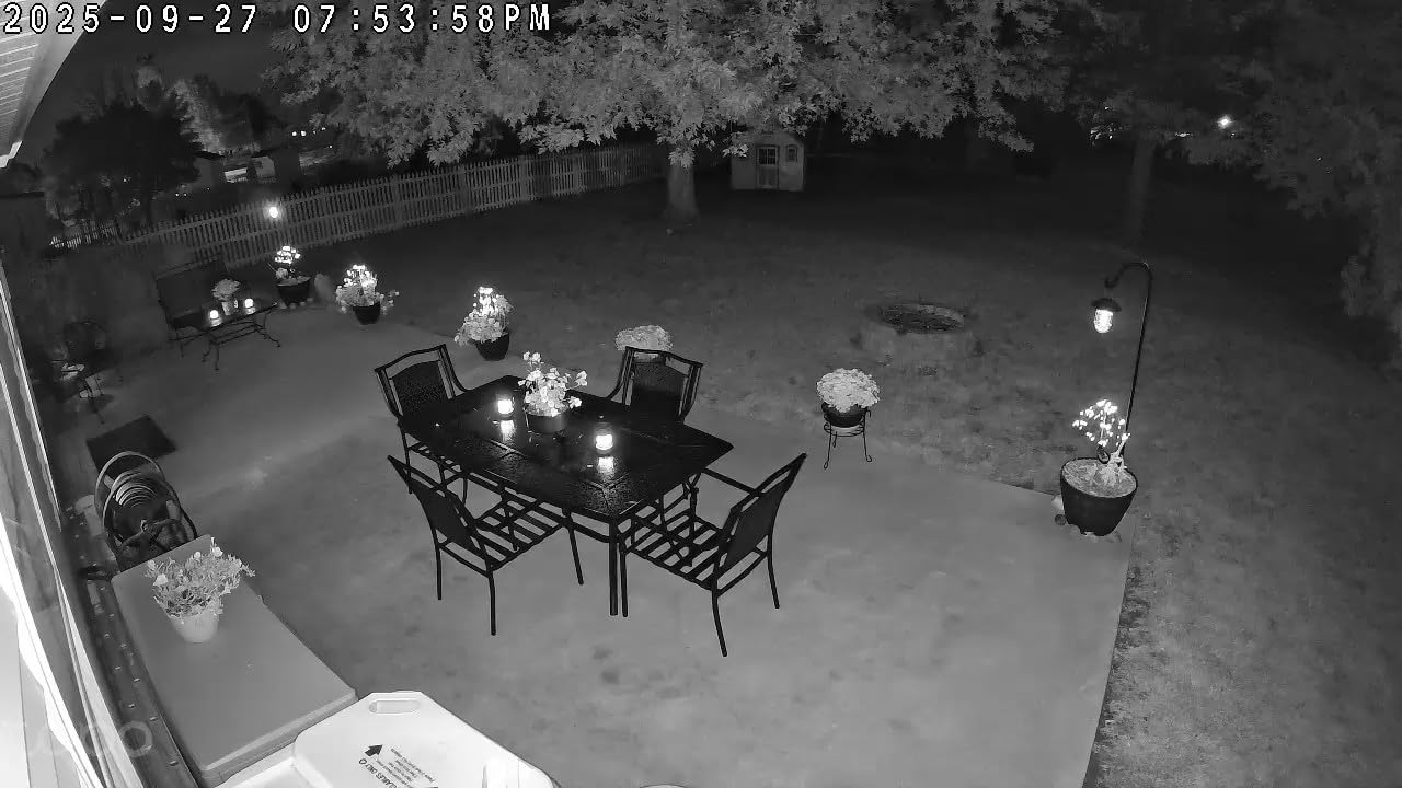 Tapo MagCam 4K Outdoor Wireless Security Camera - Battery Power with Solar Charging, Magnetic Mount, Person/Vehicle Detection, Subscription-Free Local or Optional Cloud, Works with Alexa, C460 KIT customer photo 2