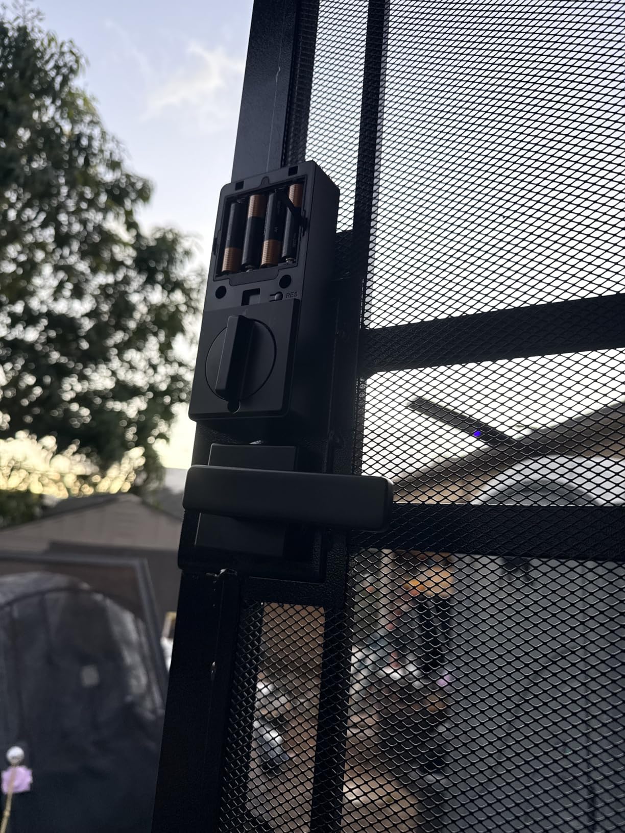 Philips WiFi Keypad Door Lock with Handle, Built-in WiFi, APP Remote Control, Voice & Fingerprint Unlock, Smart Locks for Front Door with Auto Lock, Digital Front Door Lock Set, Keyless Entry Deadbolt customer photo 2