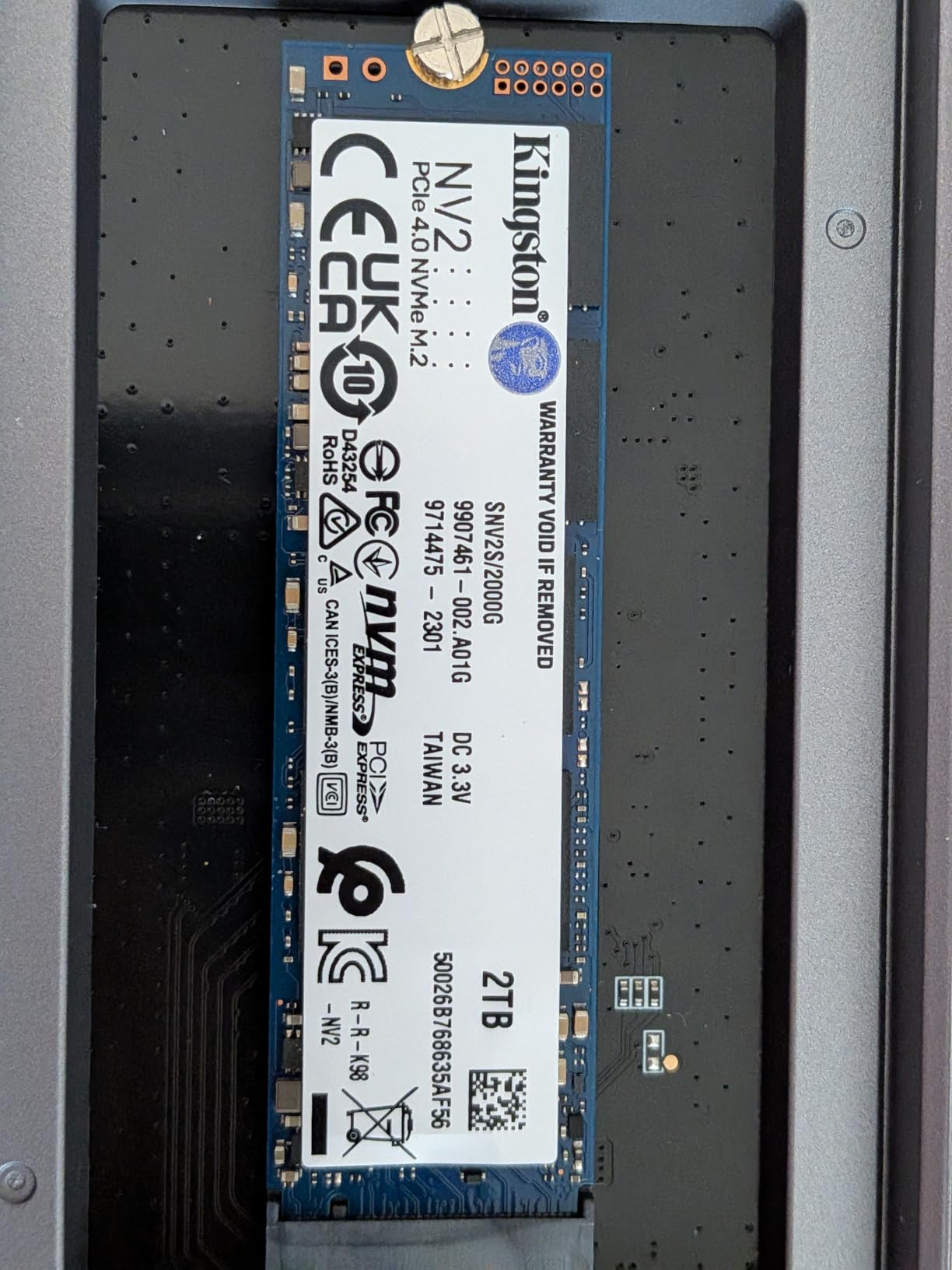 UGREEN 40Gbps M.2 NVMe Enclosure with Aluminum Double-Sided Fin Heat Dissipation, No Noise External SSD Case Compatible with Thunderbolt 4/3/USB4/3.2/2.0 M1 M2 Pro/Max customer photo 1