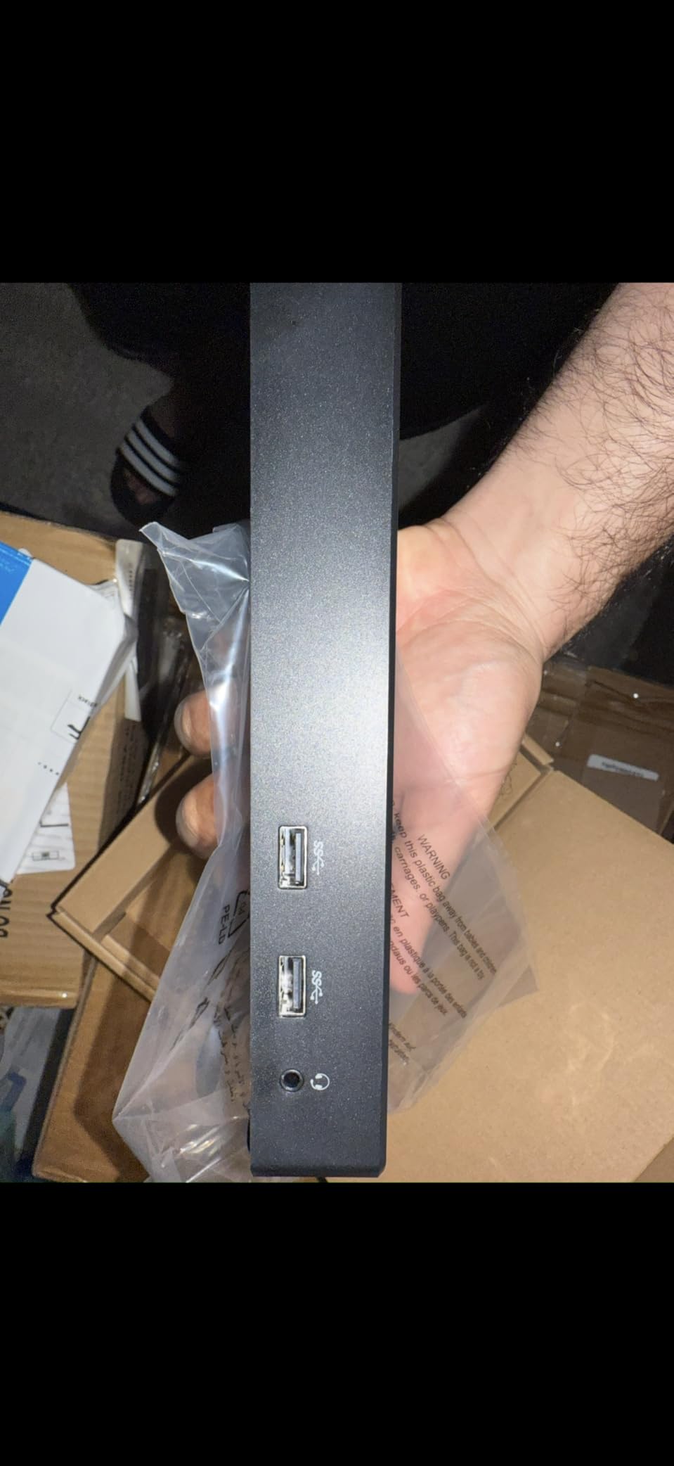 Kensington SD4760P 11-in-1 USB-C Docking Station Triple Monitor DisplayLink Docking Station, 3xHDMI, 100W Charging for Laptop, 6xUSB A, Ethernet, Audio, for Mac and Windows Driver Require K33622NA customer photo 1