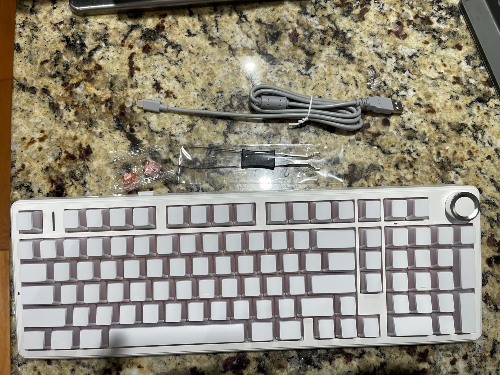 AULA F99 Pro Wireless Mechanical Keyboard-Silent Version,BT5.0/2.4GHz/USB-C Hot Swappable Custom Keyboard,Gasket Structure,Pre-lubed Linear Switches RGB Backlit Computer Gaming Keyboards,Black customer photo 1