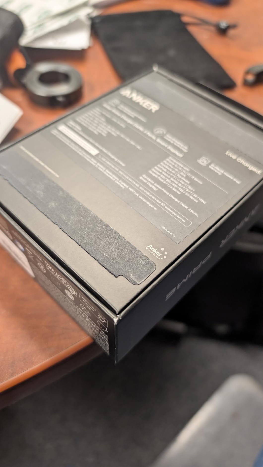 Anker Prime Charger,160W 3-Port Compact GaN USB C Charger Block,Smart Display and Touch Control,Up to 140W Single-Port Charging,for MacBook Pro,Laptop,iPhone 17 Series customer photo 2