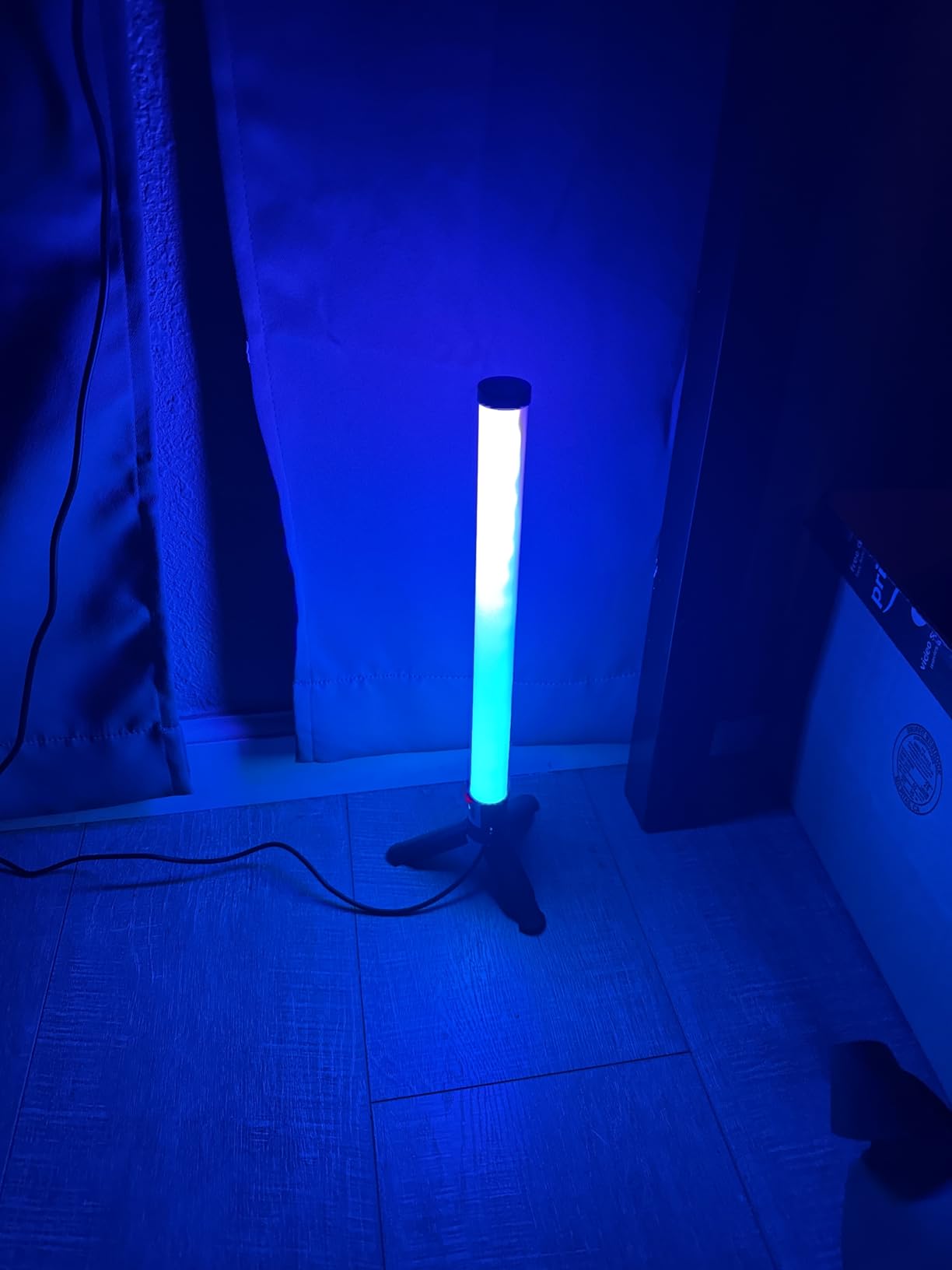 TJOY 360° Smart Light Bars, RGB Game Lights on Desk, TV Backlight with Music Sync, USB Powered LED Light Bar, Mood Lighting for PC, Gaming Room(Black, Plastic Material) customer photo 1