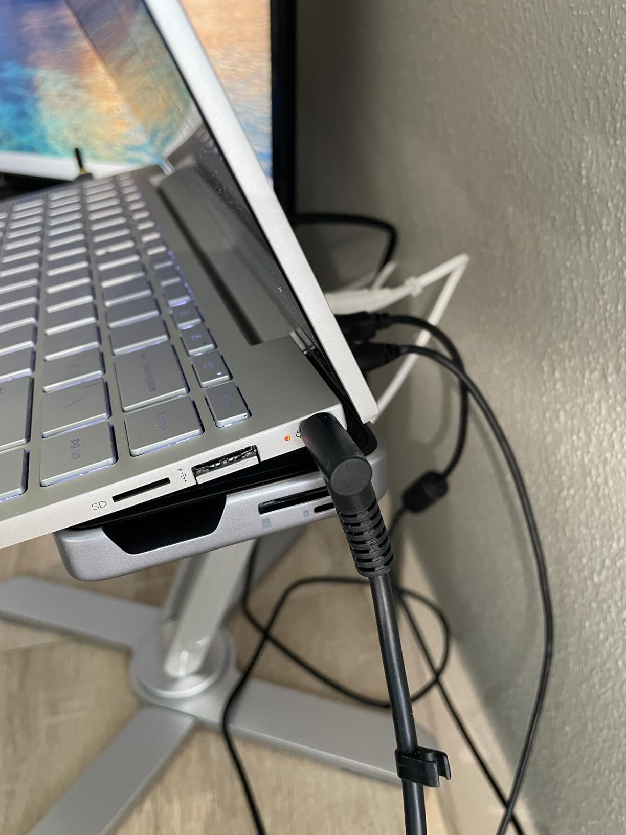 Baseus Laptop Docking Station Stand, 12 in 1 Triple 4K Display HDMI/DP, 10Gbps USB A/C Fast Data, PD 100W, Ethernet, TF/SD, USB C Docking Station with Stand for Windows/Dell/HP/Lenovo/Asus/Acer/Mac customer photo 2