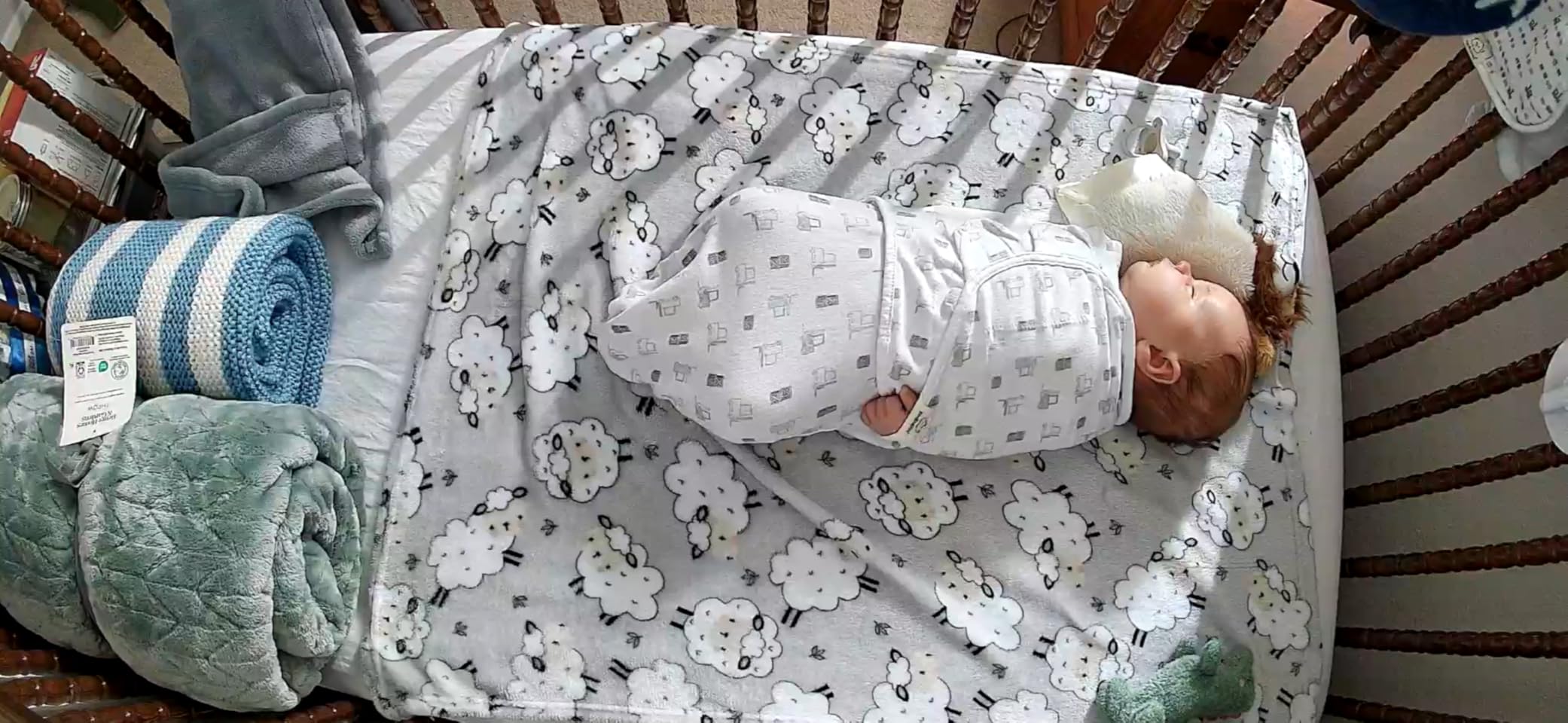 Dream Sight (Gen 3) Smart Video Baby Monitor | 2K HD Camera w/Night Vision | Detects Crying, Motion & Temperature | Customizable Alerts | Two-Way Talk | Secure Wi-fi customer photo 2