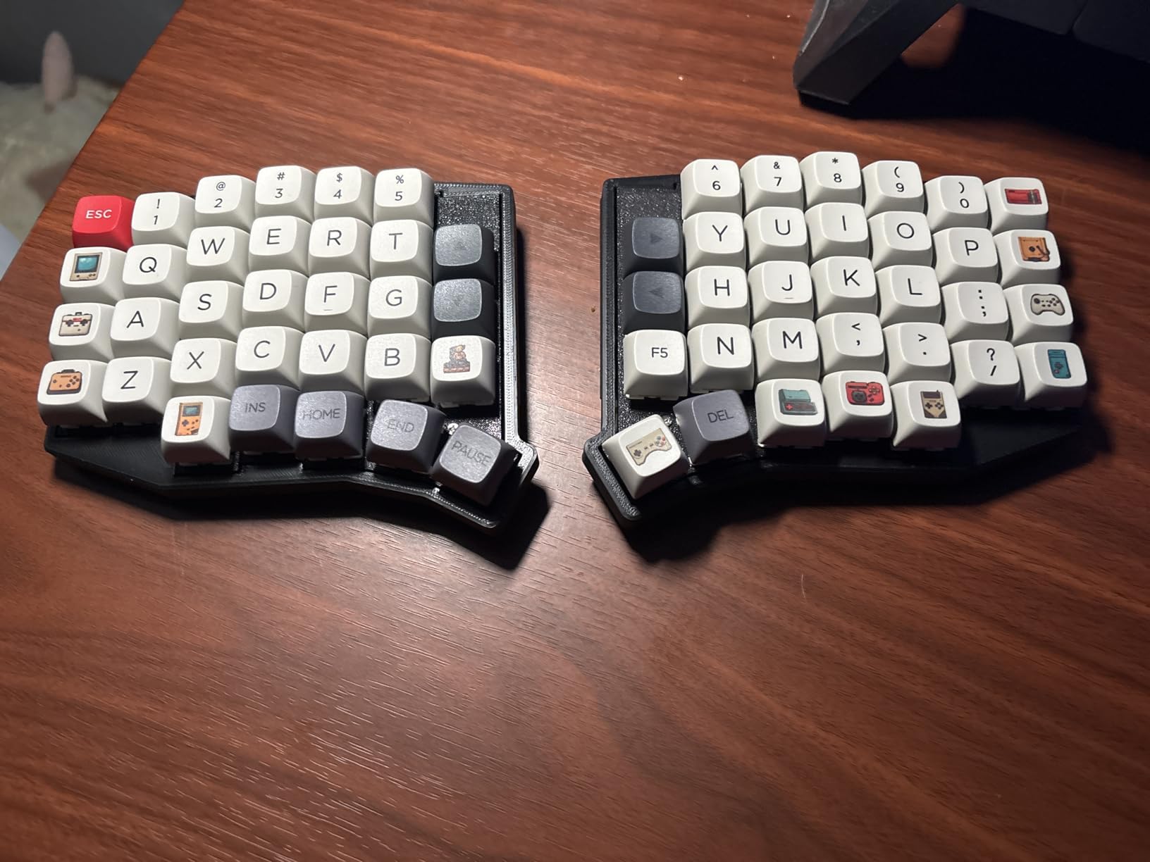 YMDK Sofle Wireless Split Keyboard 2.4Ghz 64 Keys Ergonomic Hotswappable 60% Layout 3D PLA Vial All Key Programmable Mini Independent Gaming Keyboard Kit customer photo 1