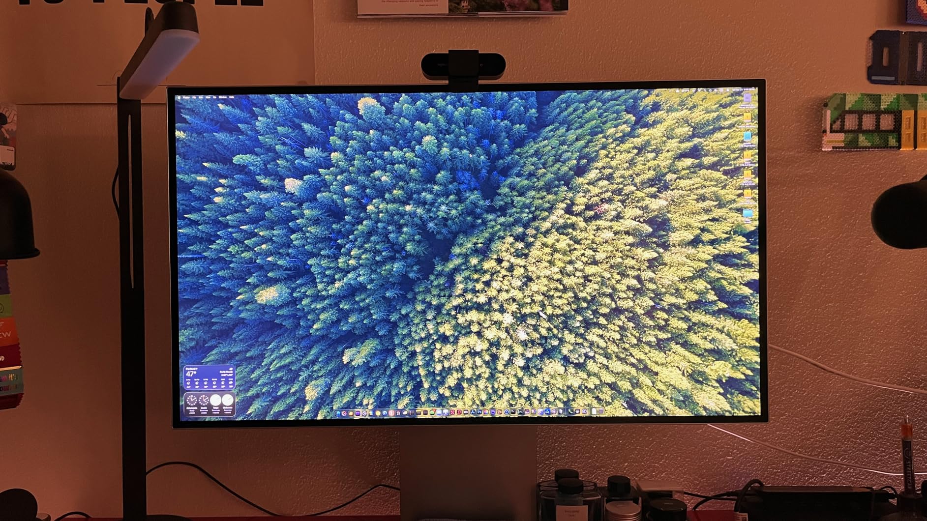 LG 40U990A-W 40-inch Ultrafine evo 5K2K WUHD (5120 x 2160) Nano IPS Curved Monitor, Thunderbolt 5, DisplayHDR 600, Built-in Speaker, 120Hz, HDMI 2.1, DP 2.1, USB C, Tilt/Height/Swivel Stand, White customer photo 1