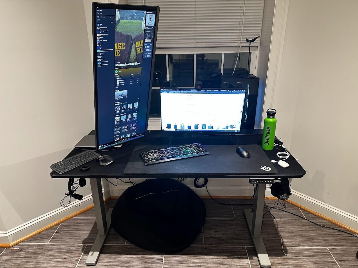 VIVO Electric 71 x 30 in Standing Adjustable Gaming Desk with Hidden Cable Trays, Full-Size Mouse Pad, Holds 220 lbs, Black Top Gray Frame customer photo 2