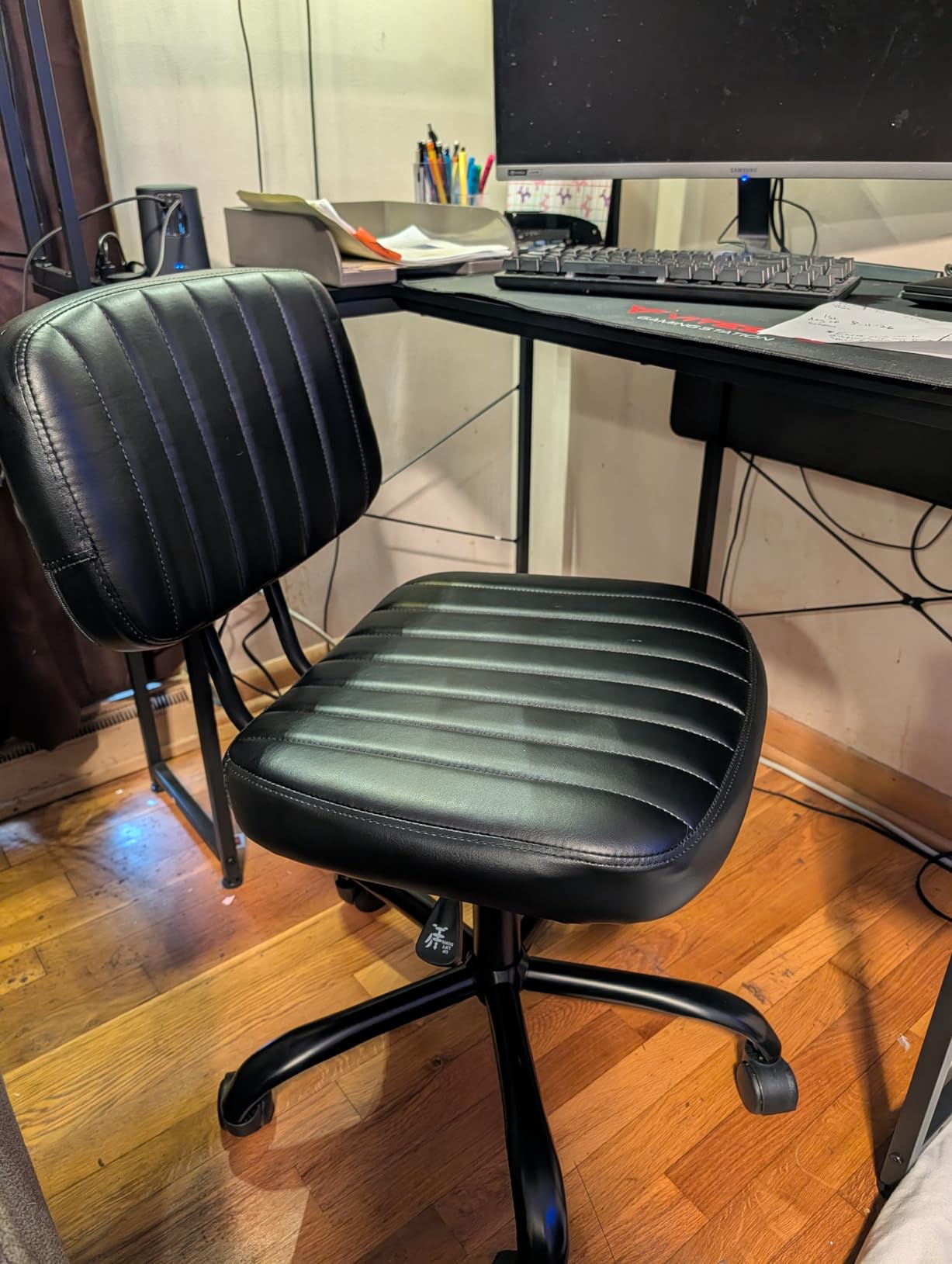 DUMOS Small Armless Home Desk Chair with Low Back Lumbar Support, Height Adjustable PU Leather Computer Task Chair with 360° Swivel Wheels, for Small Space, Adults, New Black customer photo 2