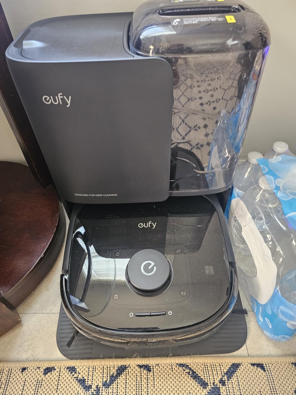 eufy Robot Vacuum E25, 20,000 Pa Suction, HydroJet Always-Clean Roller Mop, All-in-One Robot Vacuum and Mop Combo customer photo 2
