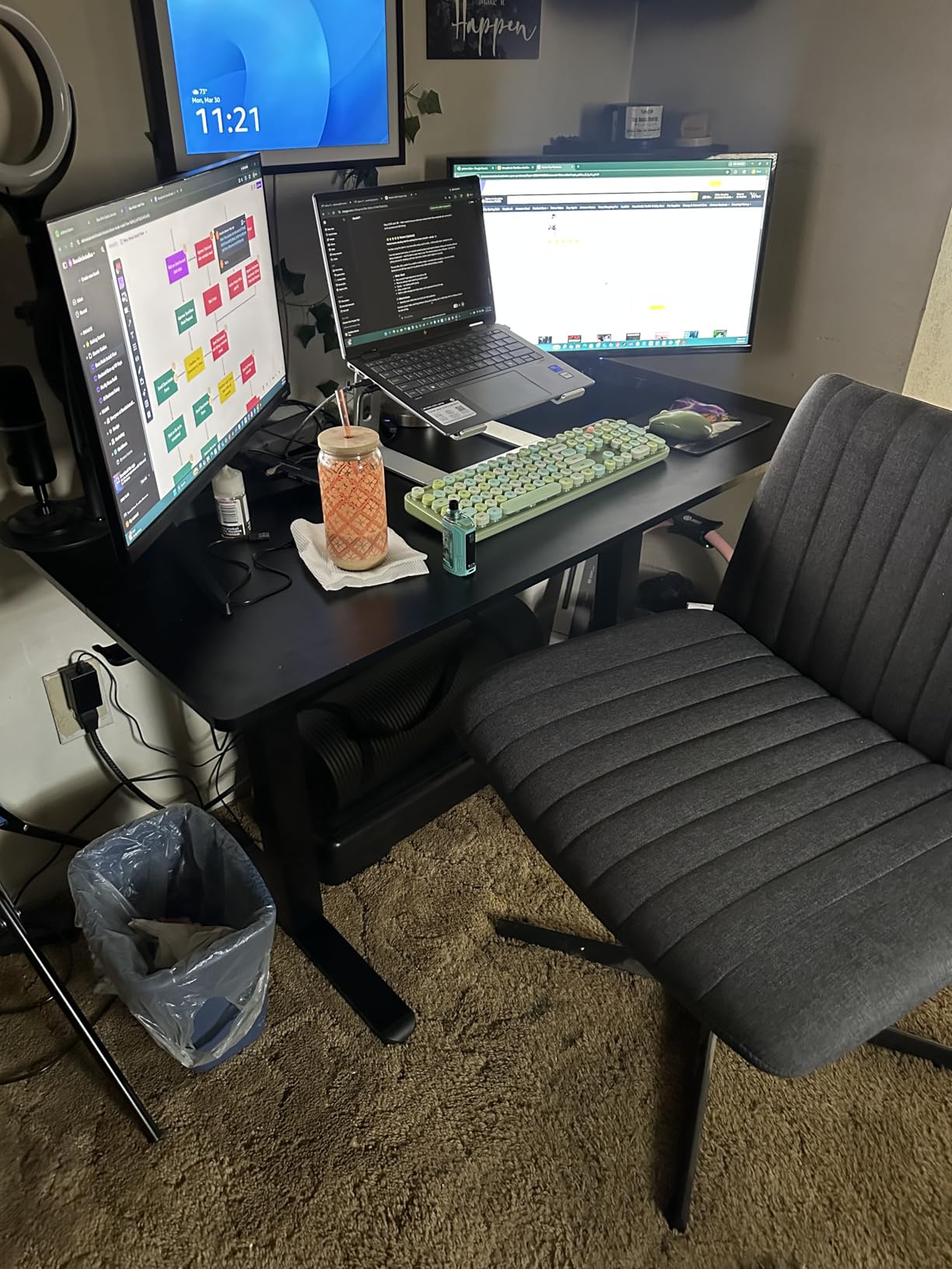 ErGear Height Adjustable Electric Standing Desk, 55 x 28 Inches Sit Stand up Desk, Memory Computer Home Office Desk, Carbon Fiber Black customer photo 1