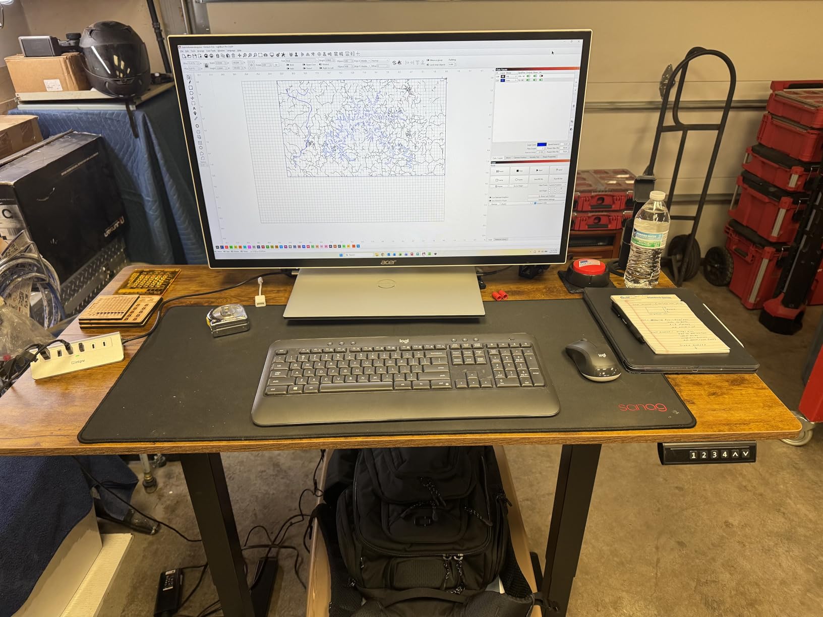 ErGear Height Adjustable Electric Standing Desk, 55 x 28 Inches Sit Stand up Desk, Memory Computer Home Office Desk, Carbon Fiber Black customer photo 2