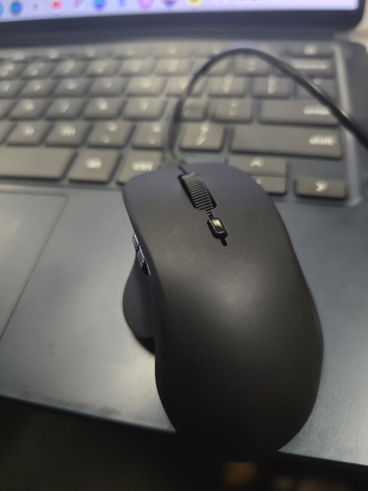 Uiosmuph Mini Wireless Bluetooth Mouse for Travel, Silent Rechargeable Computer Mouse for Laptop, Small Portable BT5.1/5.0 & 2.4Ghz with USB Receiver and Type C Adapter customer photo 1