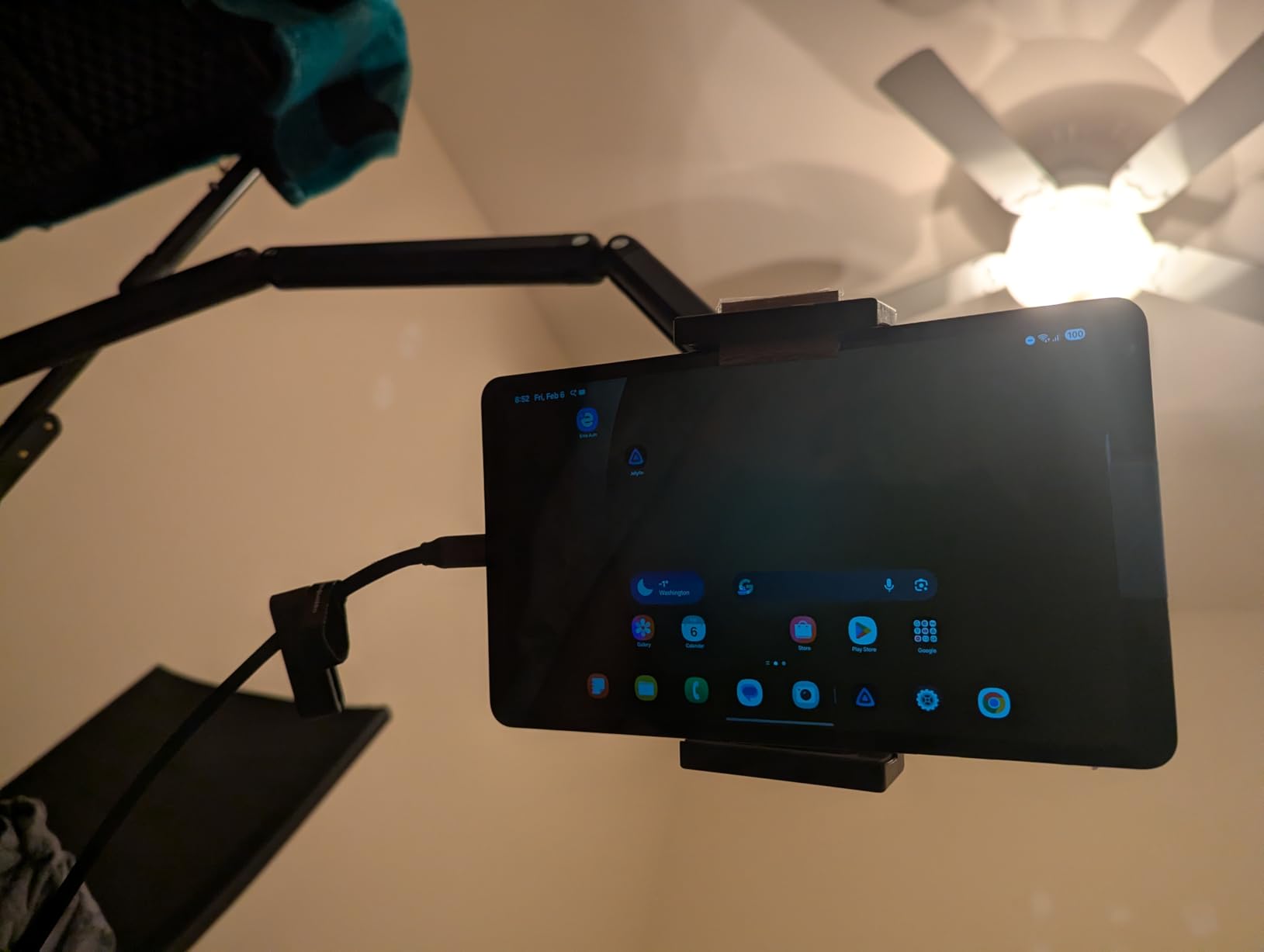 Urmust Tablet Stand for Desk, Adjustable iPad Holder for Bed, 360° Rotation, Sturdy Aluminum Tablet Arm Mount for 4.7