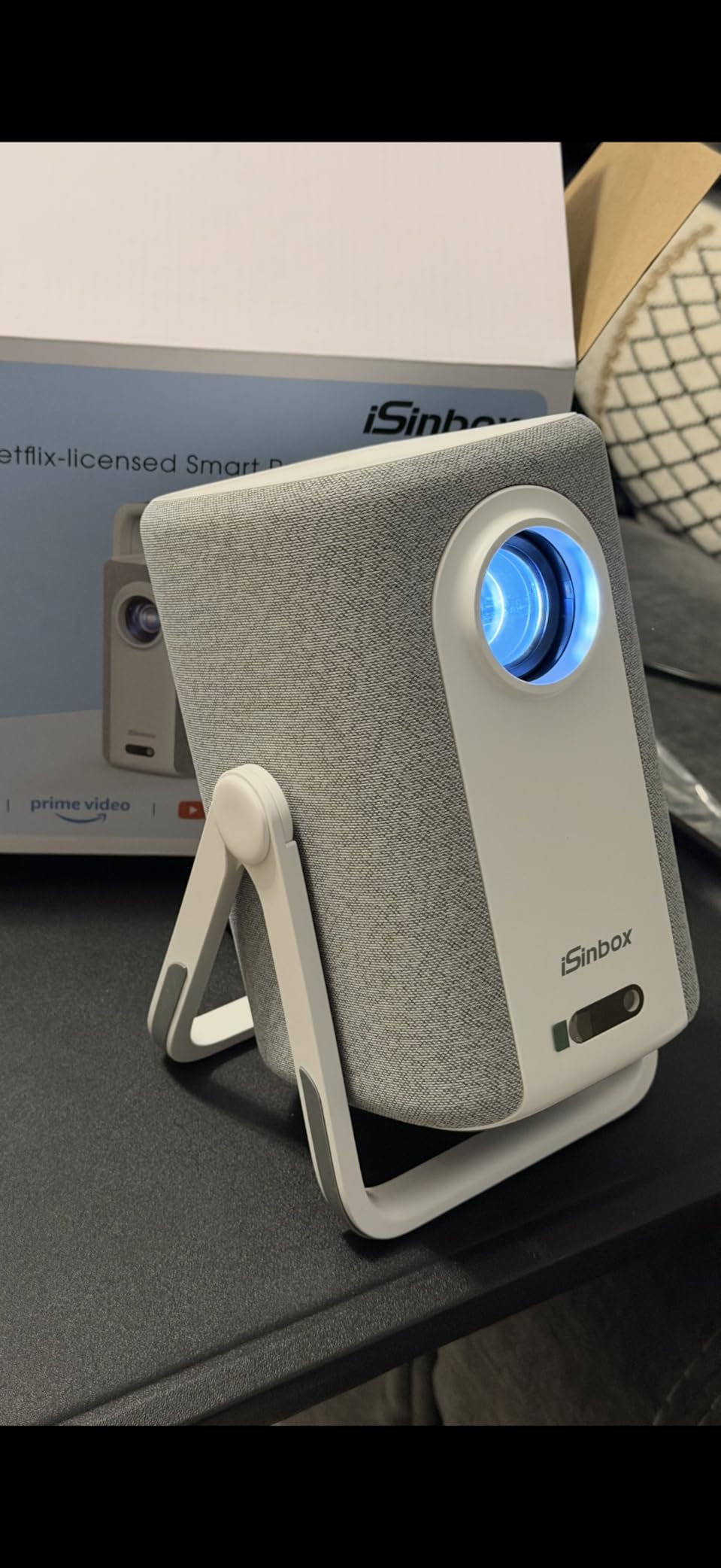 [Short Throw/1200ANSI/Built in Apps] 4K Outdoor Projector with WiFi and Bluetooth, Auto Focus Projector customer photo 2