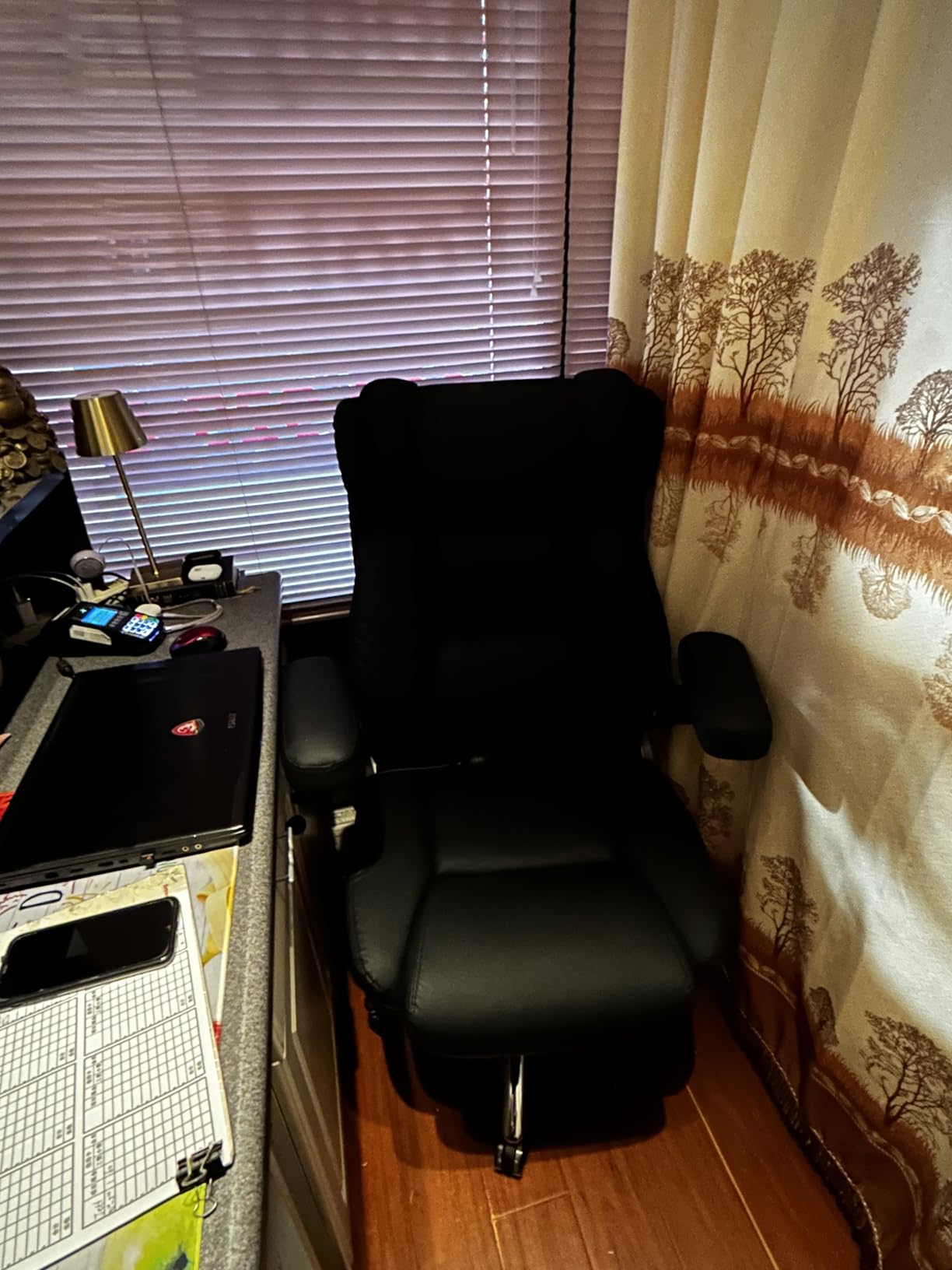 Office Desk Chair, Big and Tall Executive Office Computer Chair, Extra Wide 500LBS Heavy Duty Office Chair, High Back Ergonomic Office Gaming Chair with Adjustable Lumbar Support & 5D Flip Arms customer photo 2