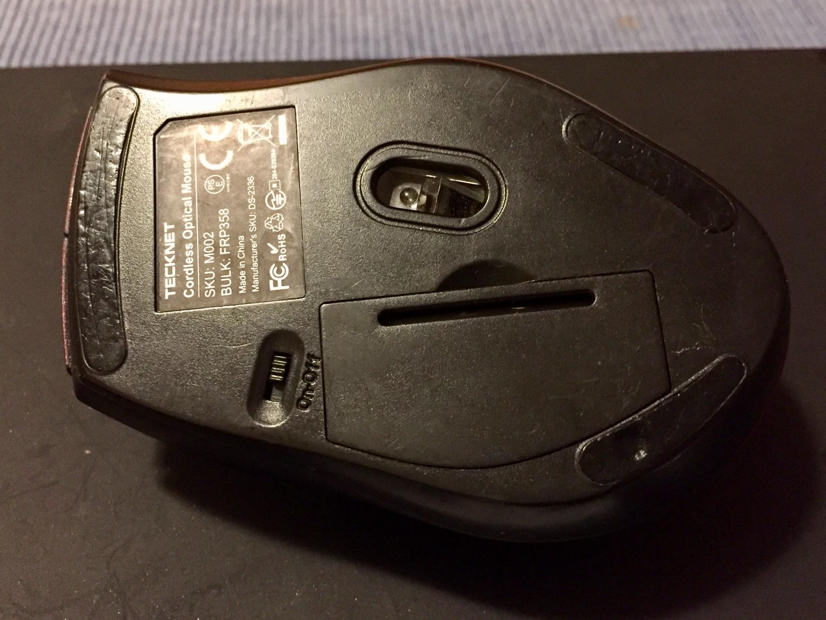 TECKNET Pro Wireless Trackball Mouse, Bluetooth Mouse with Ergonomic Thumb Control, USB-C Rechargeable, RGB Light Mice with Adjustable DPI, 3-Device Connectivity (BT or 2.4G),for PC/Mac/Laptop - Black customer photo 2