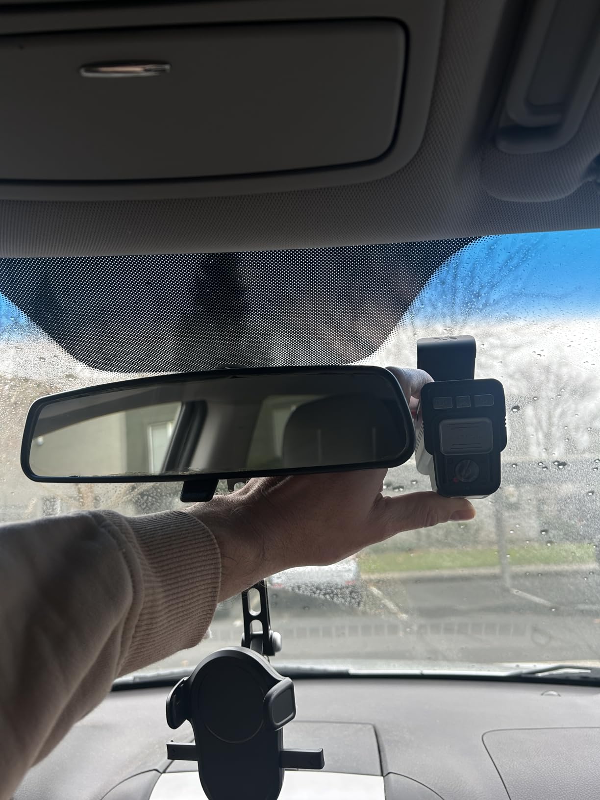 4G LTE Car Security Camera with Remote Live View - Dual 1080P Front and Inside Dash Cam, Anti-Theft Cloud Storage, AI Motion Alert, Real-Time GPS Tracking, 2-Way Audio, No WiFi Needed customer photo 2