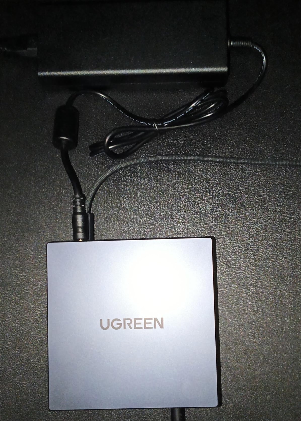 UGREEN Maxidok Thunderbolt 5 Dock Revodok 17 in 1, 120Gbps, M.2 SSD Slot, 3×TBT5, Single 8K/Dual 6K,240W Total Charging, 2.5G, SD 4.0, 3.5mm Audio Docking Station for MacBooks & Windows Laptops customer photo 1