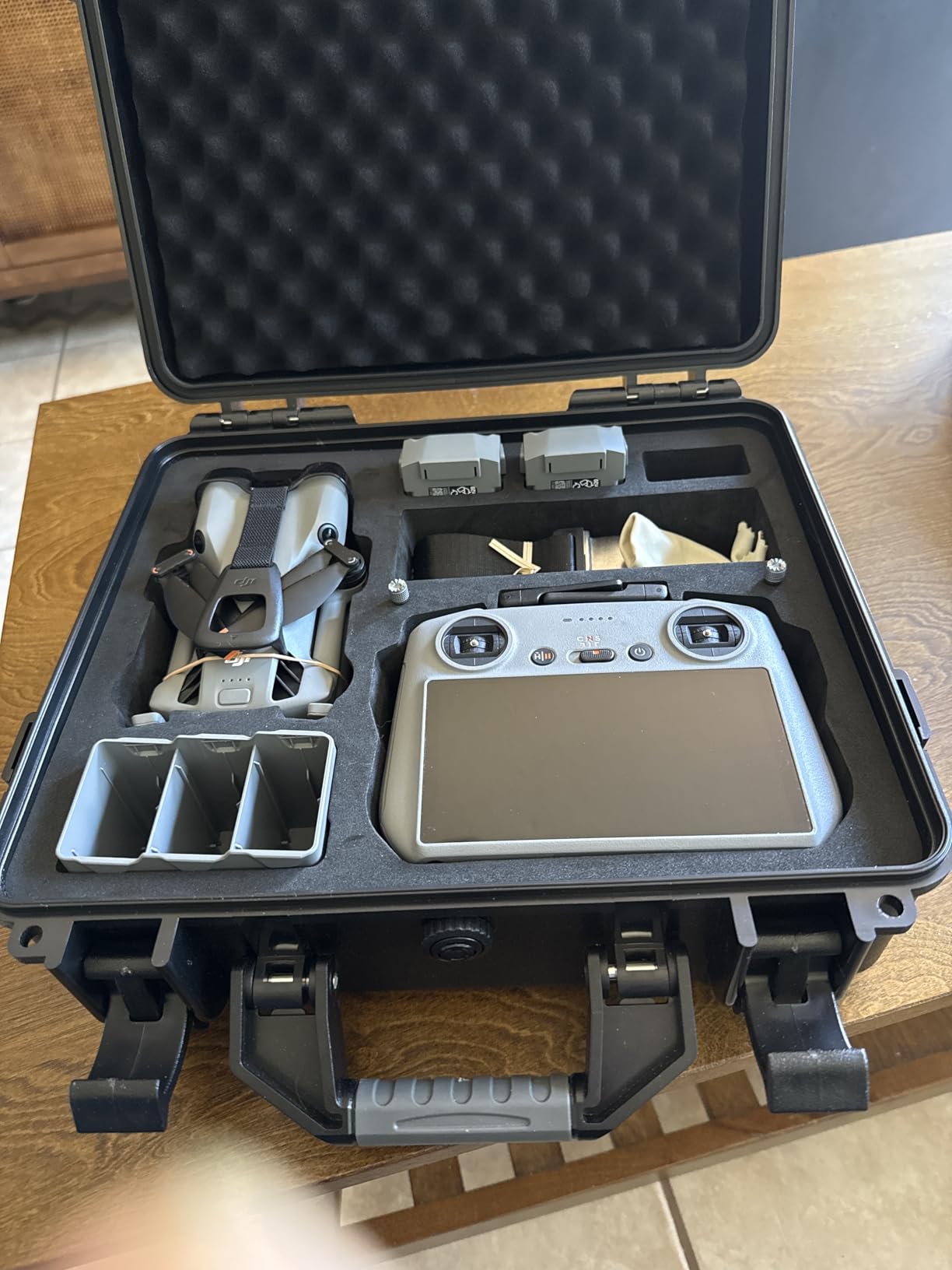 Lekufee Waterproof Hard Carrying Case for DJI Mini 5 Pro Drone, Fly More Combo, DJI RC 2/RC N3, Battery(6 pcs), Charging Hub, and other Accessories(Case Only) customer photo 1