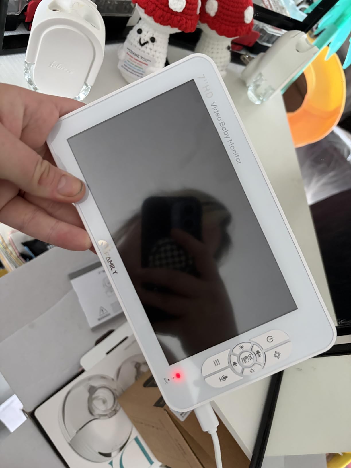 iFamily WiFi Baby Monitor with App - Smartphone Baby Monitor with 5