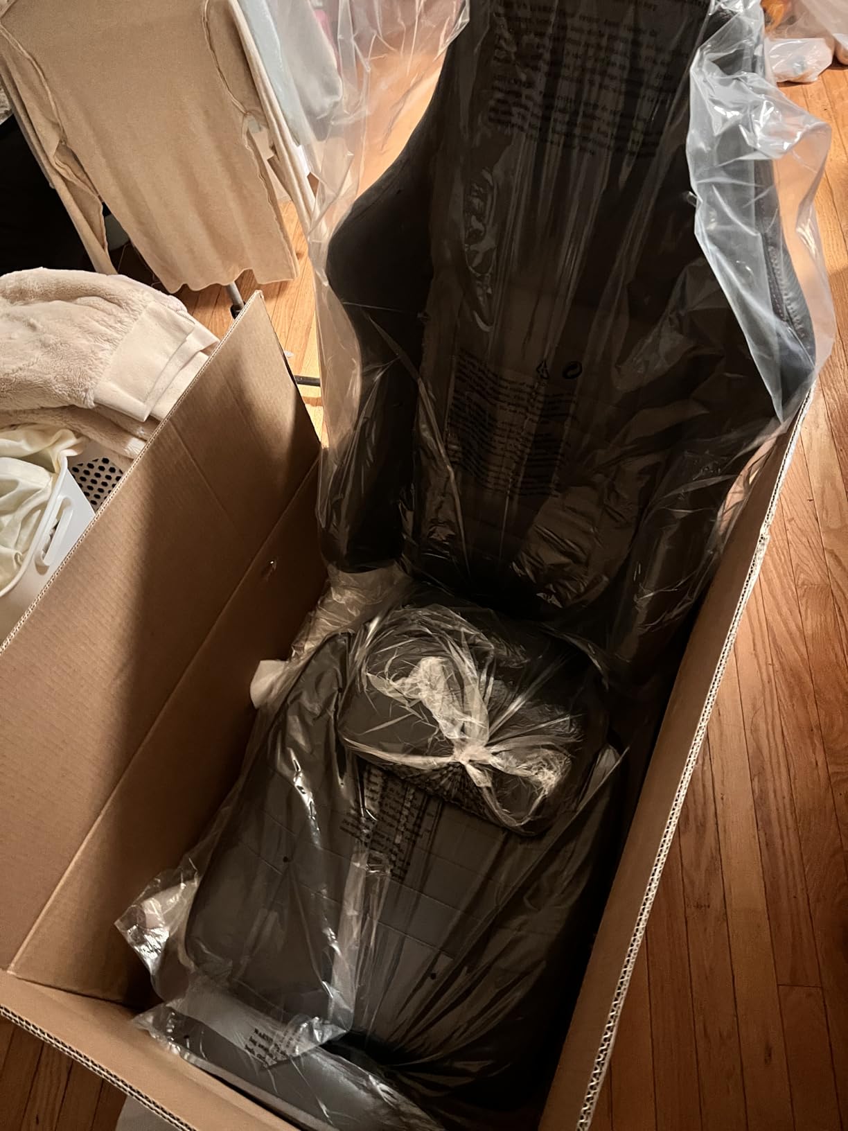 BOSMILLER 650lbs Large Big and Tall Office Chair for Heavy People with Adjustment Lumbar Support, Comfy Padded Heavy Duty Leather Executive Office Chair with Quiet Rubber for Adults 8 Hours Daily Work customer photo 2