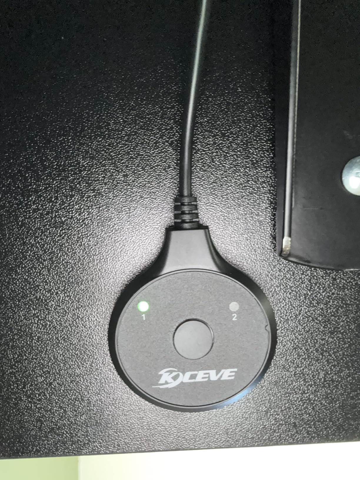 KVM Switch 2 Monitors 2 Computers Displayport HDMI 4K@144Hz, USB3.0 Dual Monitor KVM Switch for 2 Computers Share 2 Monitors and 4 USB Peripherals,Wired Remote 12V Adapter and 2 USB Cable customer photo 1