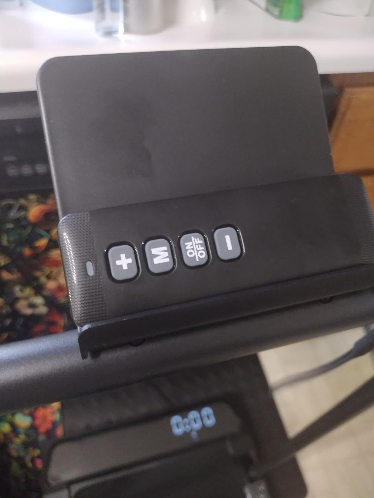 Walking Pad with Incline, 2026 Upgrade Electric Small Walking Pad with Handle Bar, 3.0HP Protable Walking Pad Treadmill with Handles and Incine for Home Small, 0.6-7.6MPH, 350LBS customer photo 1