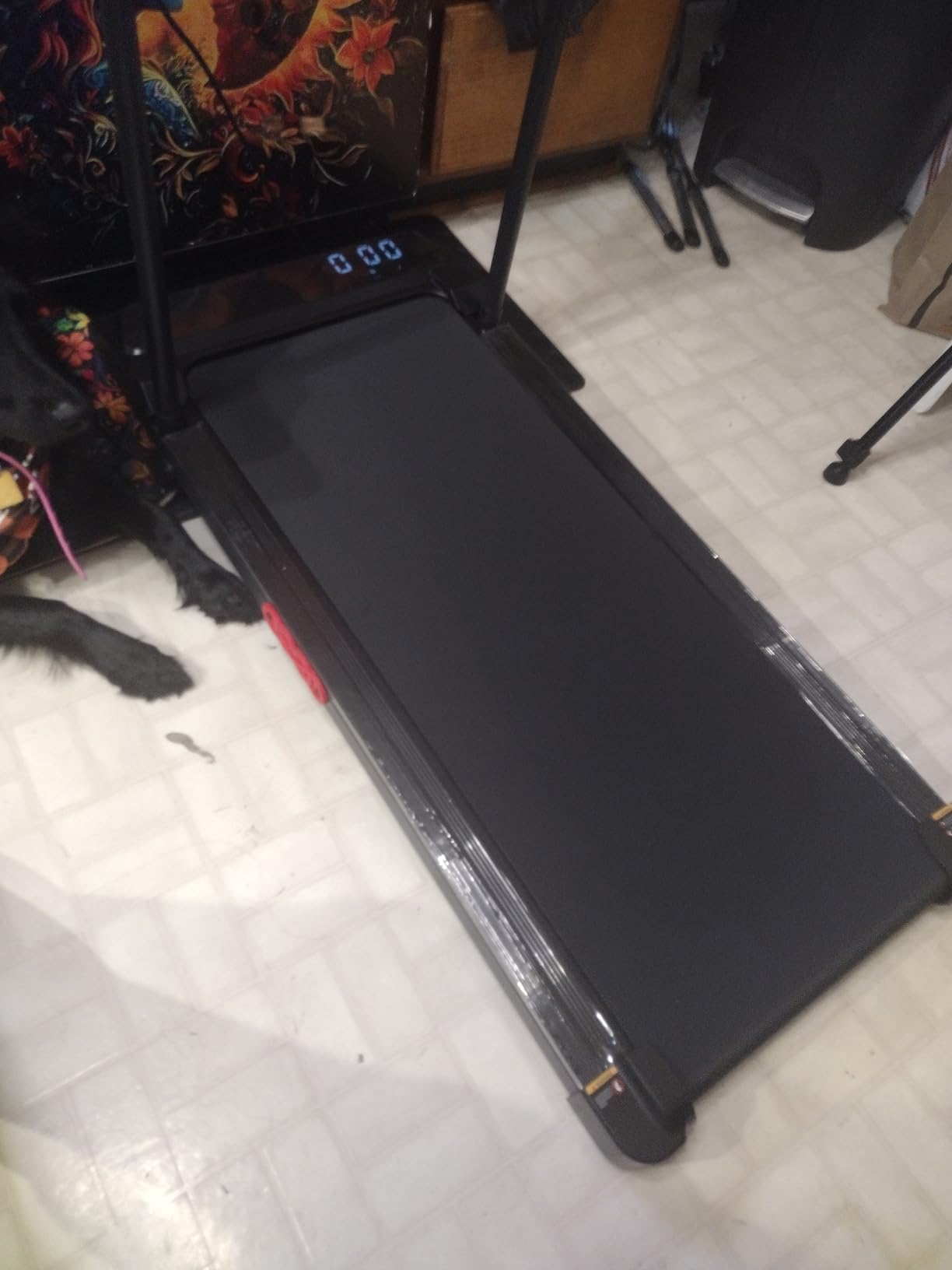 Walking Pad with Incline, 2026 Upgrade Electric Small Walking Pad with Handle Bar, 3.0HP Protable Walking Pad Treadmill with Handles and Incine for Home Small, 0.6-7.6MPH, 350LBS customer photo 2