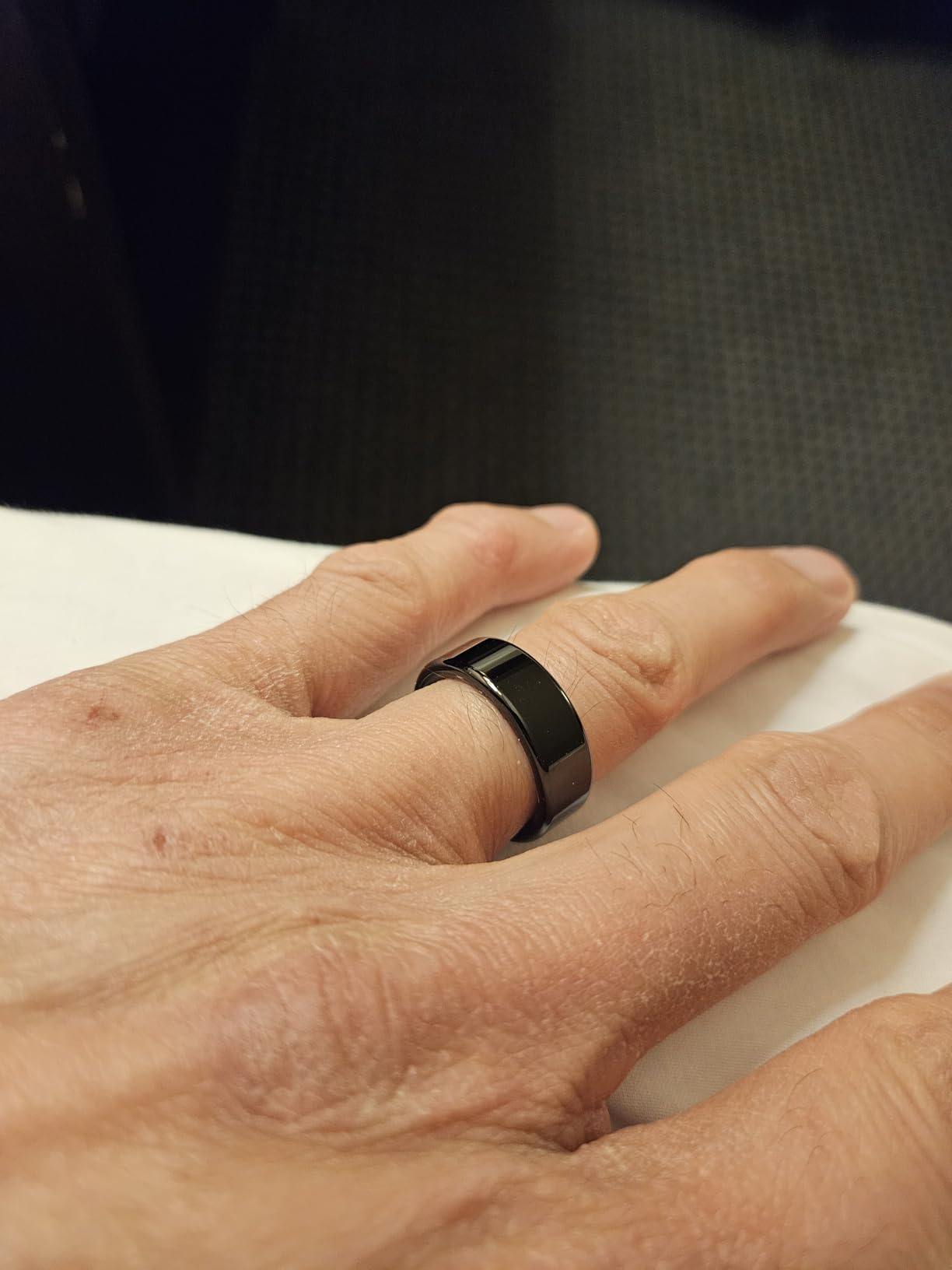 Smart Ring with Sleep Monitoring, Step Counting, Heart Rate, Blood Oxygen for iOS and Android, No Subscription Fee, IP68 Waterproof Health Tracker customer photo 1