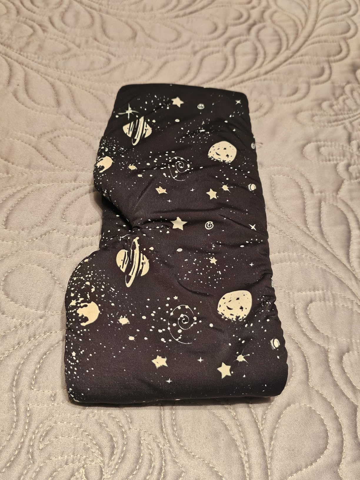 LC-dolida Pro Bluetooth Sleep Mask with White Noise & 3-Colored Lights, Upgraded Chip for Pure Sound, 3D Zero-Pressure Design for Side Sleeping, Total Blackout & Soft Contour, Black customer photo 1