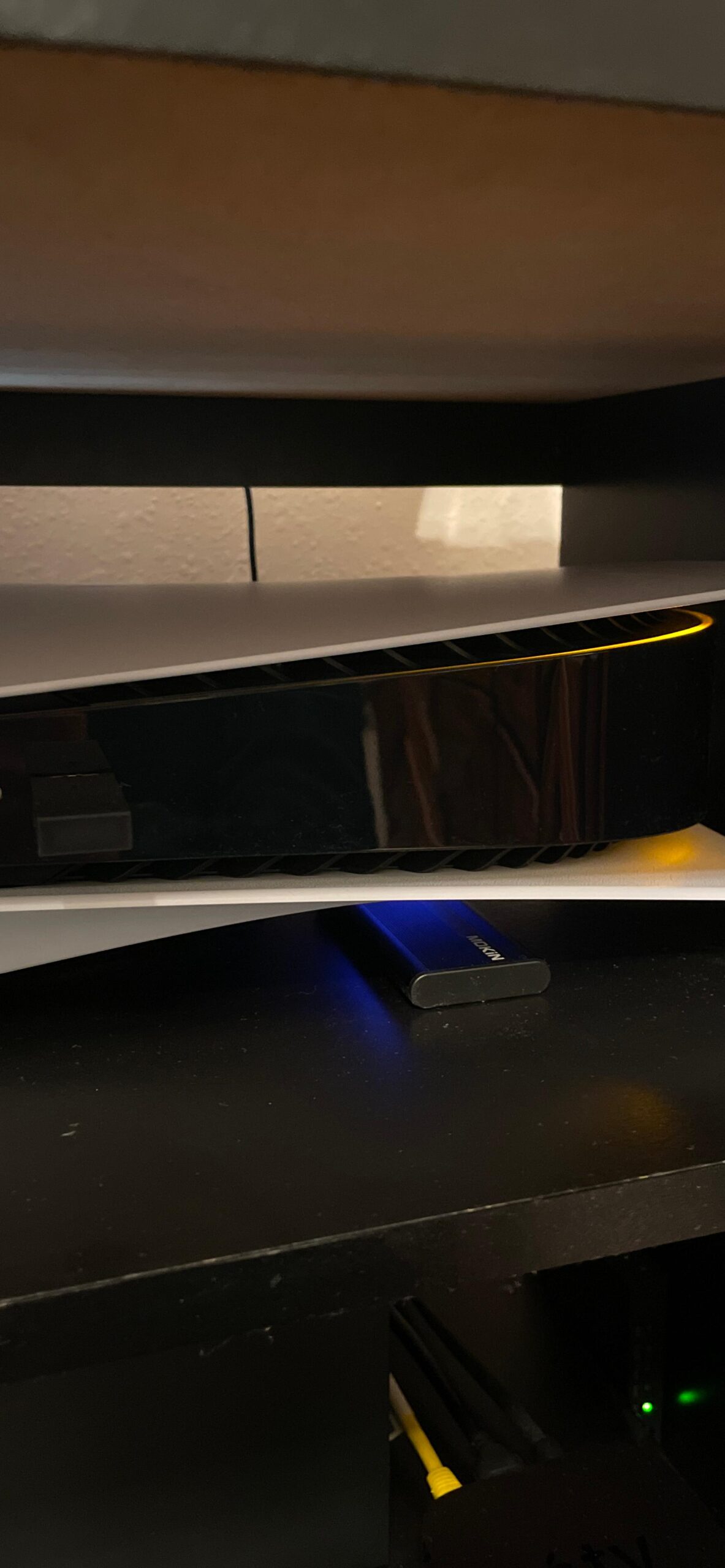 40Gbps M.2 NVMe Enclosure with Cooling Fan, Thunderbolt SSD Enclosure for M1 Pro/Max Mac, MOKiN Aluminum M.2 Enclosure Support M/B+M Key Size 2280/2260/2242 Compatible with Thunderbolt 3/4/USB4/3.2/3.1 customer photo 2