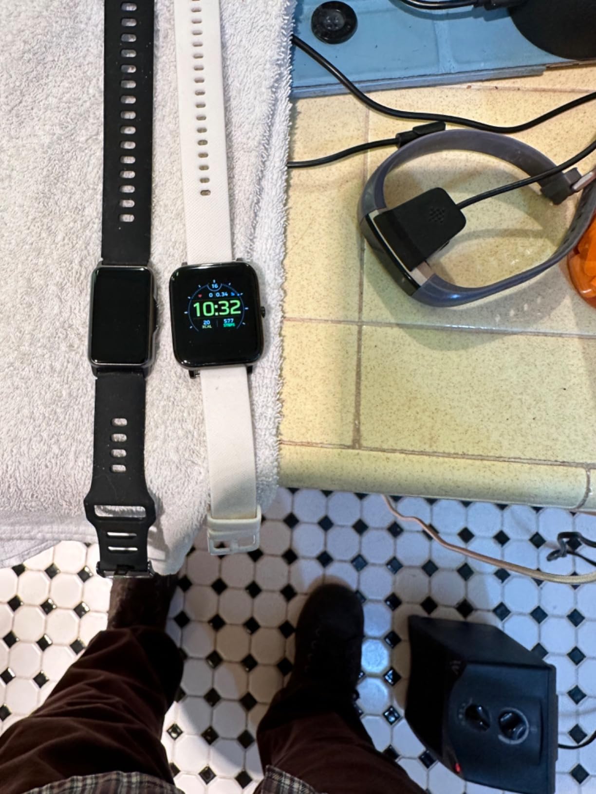 Smart Watch Fitness Tracker with 24/7 Heart Rate, Blood Oxygen Blood Pressure Monitor Sleep Tracker 120 Sports Modes Activity Trackers Step Calorie Counter IP68 Waterproof for Android iPhone Women Men customer photo 2