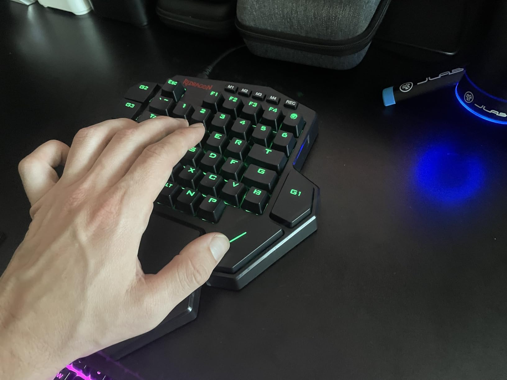 Redragon K585 DITI Wired One-Handed RGB Mechanical Gaming Keyboard, 42 Keys Type-C Professional Gaming Keypad w/Upgraded Hot-Swappable Socket, 7 Onboard Macro Keys & Detachable Wrist Rest customer photo 2
