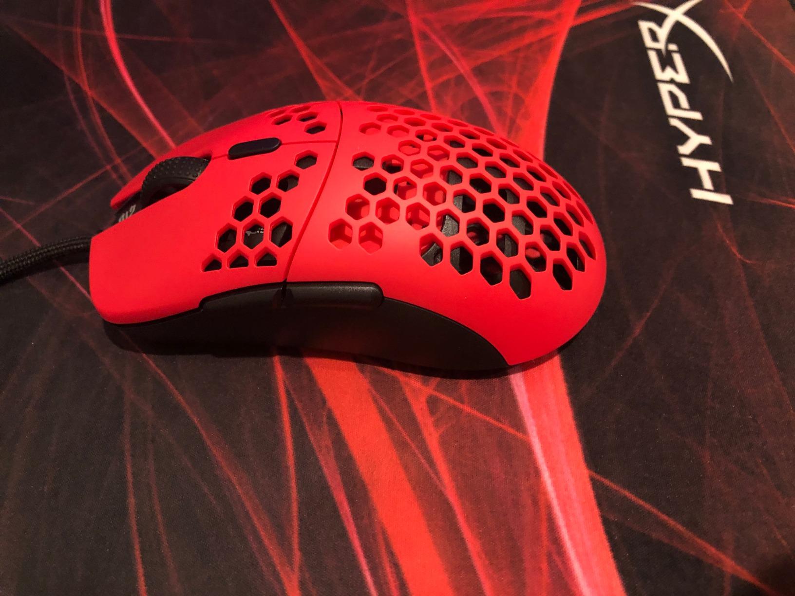G-Wolves Hati HTM/HT-M Medium 56g Ultra Lightweight Honeycomb Wired Gaming Mouse, PixArt 3389 Sensor 16000 DPI, 6 Programmable Buttons, Low Latency, for PC/Mac (Faze Red) customer photo 2