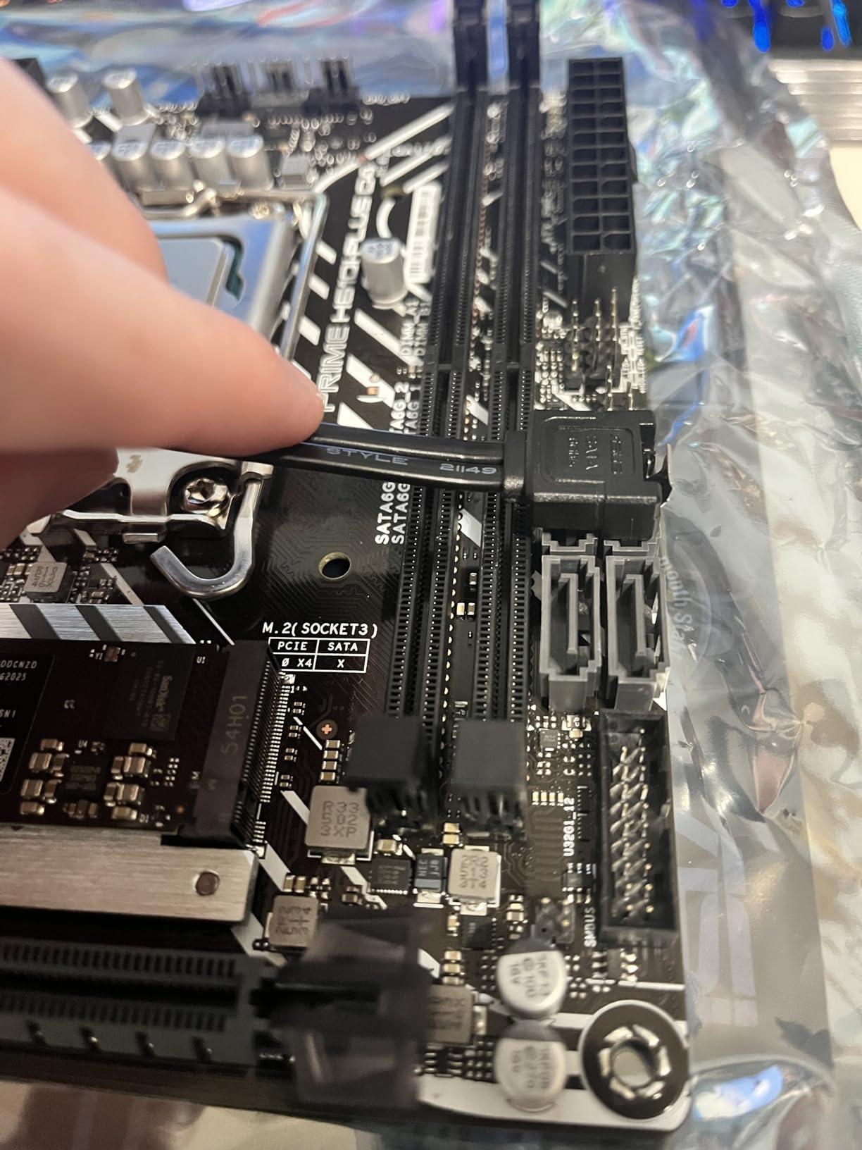ASUS PRIME H610I-PLUS D4 LGA 1700 Mini-ITX Motherboard customer photo 1