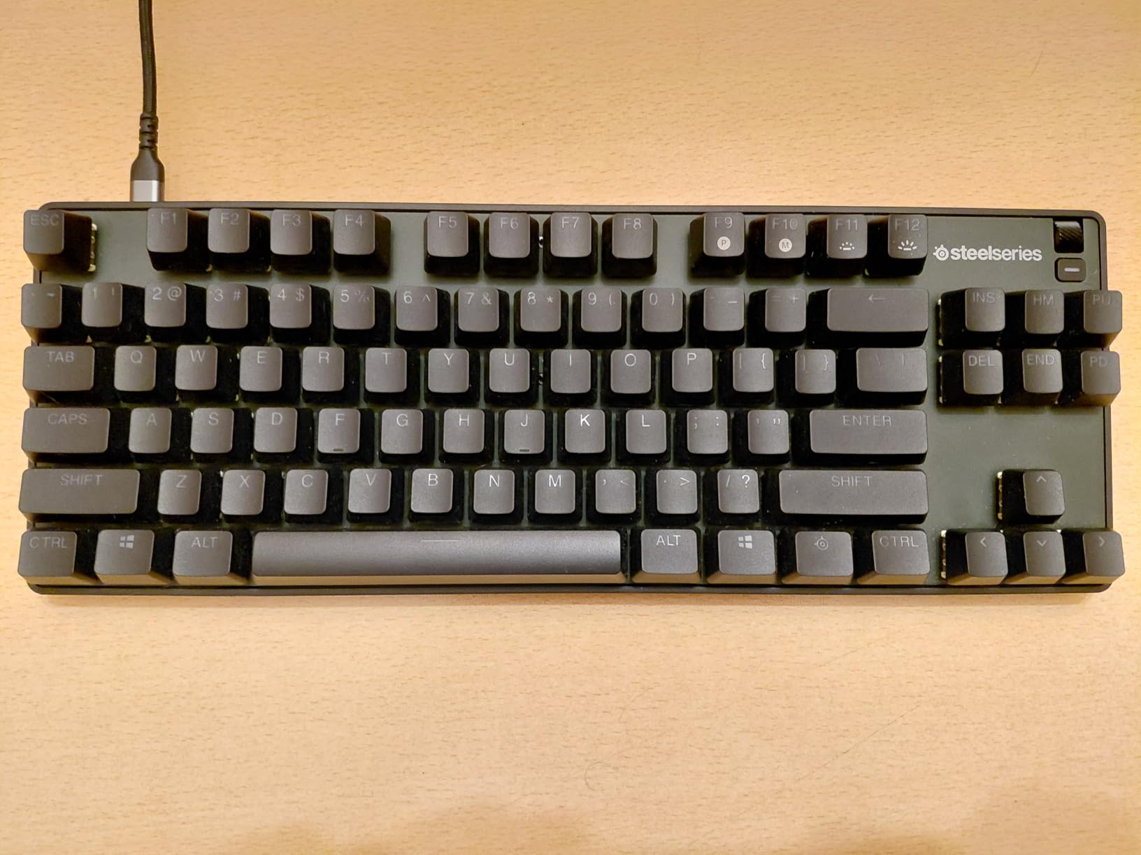 SteelSeries New Apex 9 TKL - HotSwap Optical Mini Keyboard - TKL Esports Design - Optical Switches - RGB Customization - Aluminum Alloy Frame - Double Shot PBT Keycaps customer photo 2