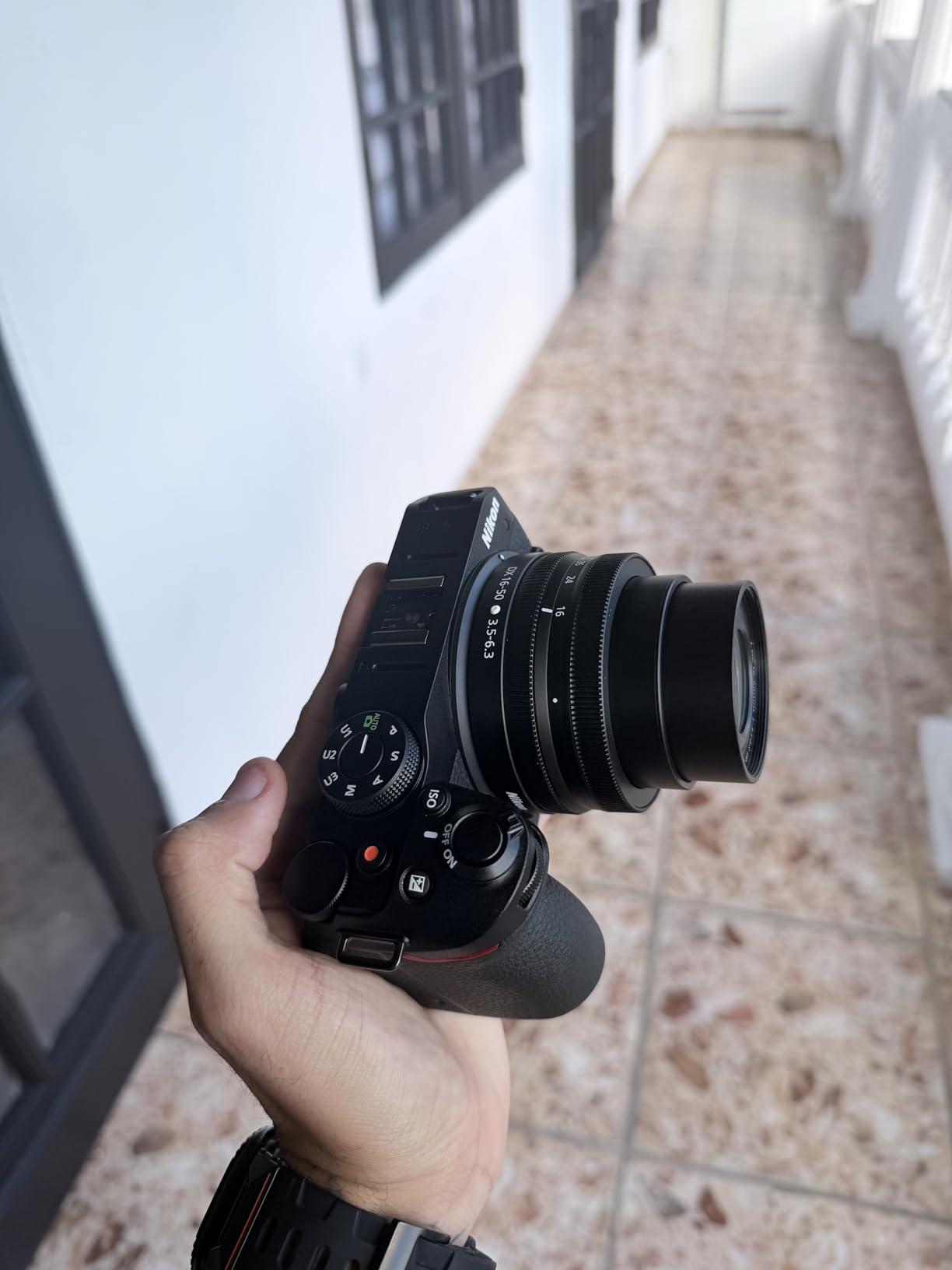 Z 30 with Wide-Angle Zoom Lens | Our most compact, lightweight mirrorless stills/video camera with 16-50mm zoom lens | Nikon USA Model customer photo 1